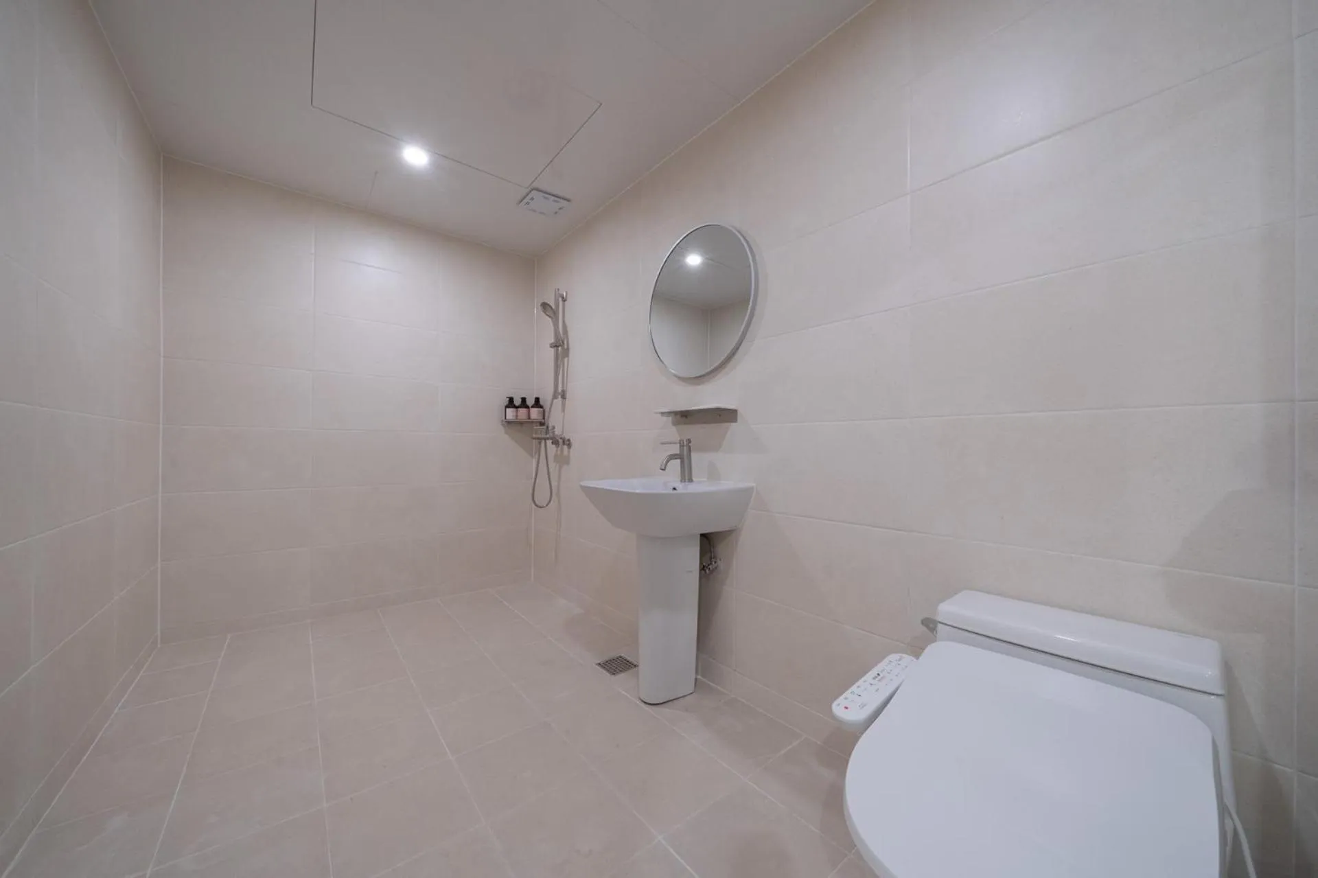 Bathroom in Aank Hotel Ilsan