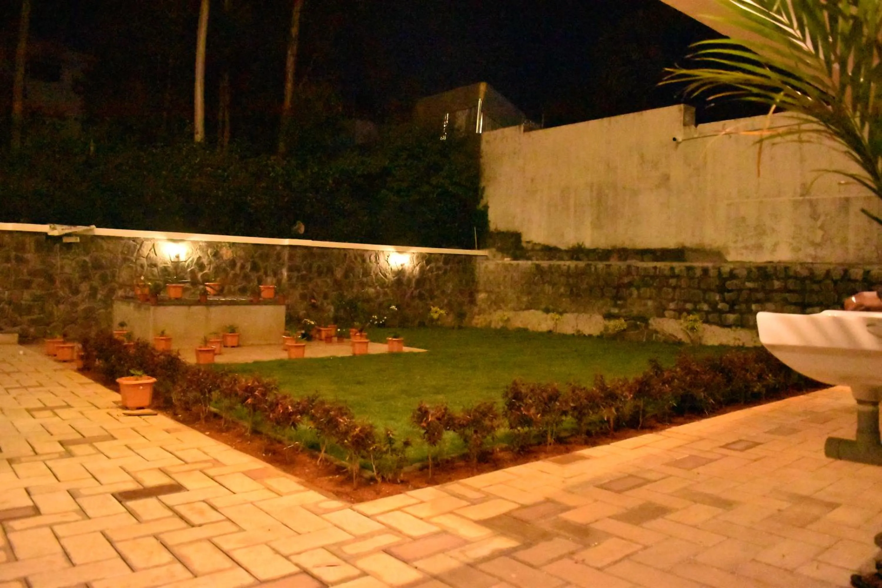 Garden view in Hotel NT Grand Yercaud