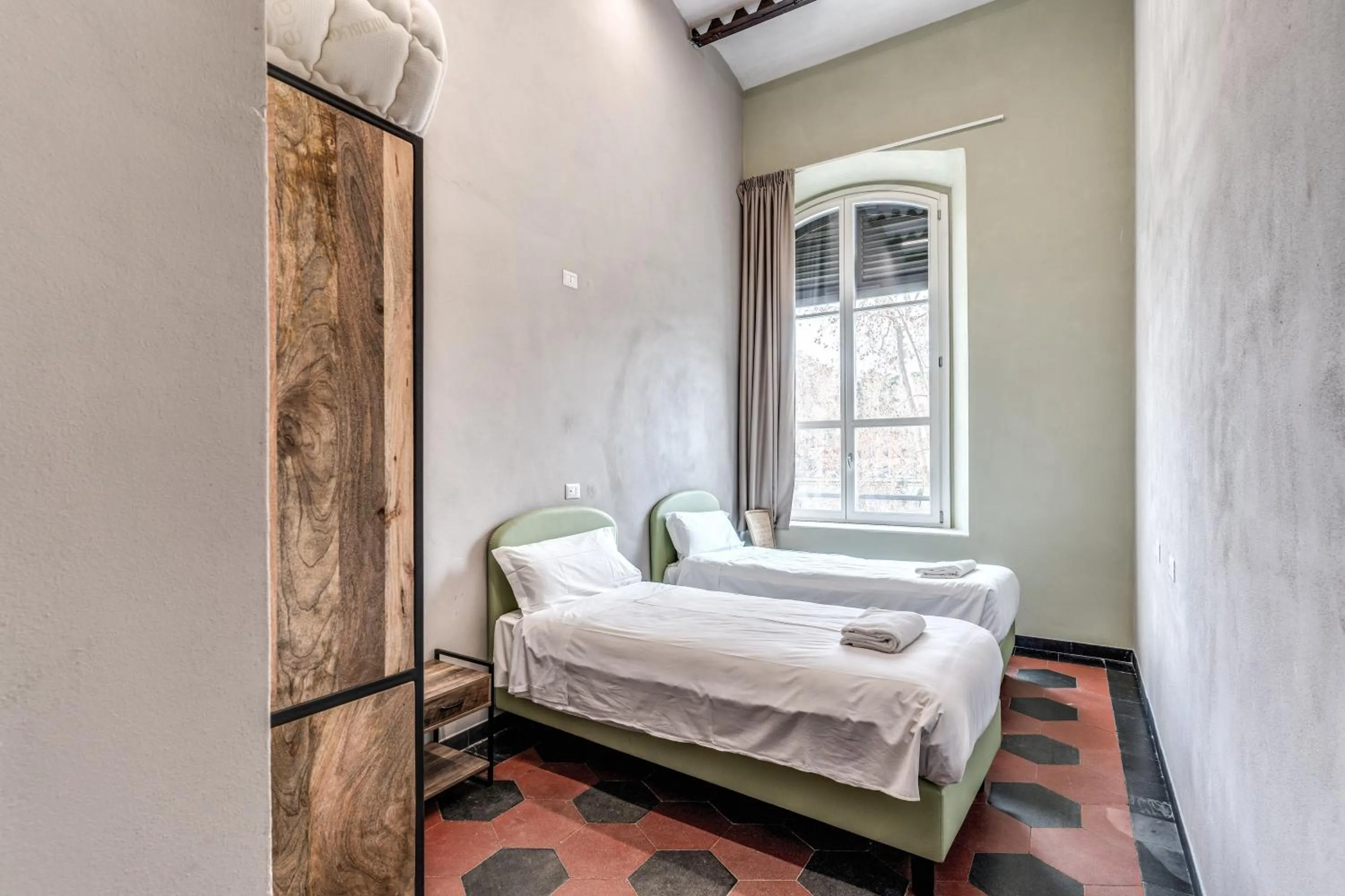 Photo of the whole room, Bed in Borgo Ripa Urban Travel