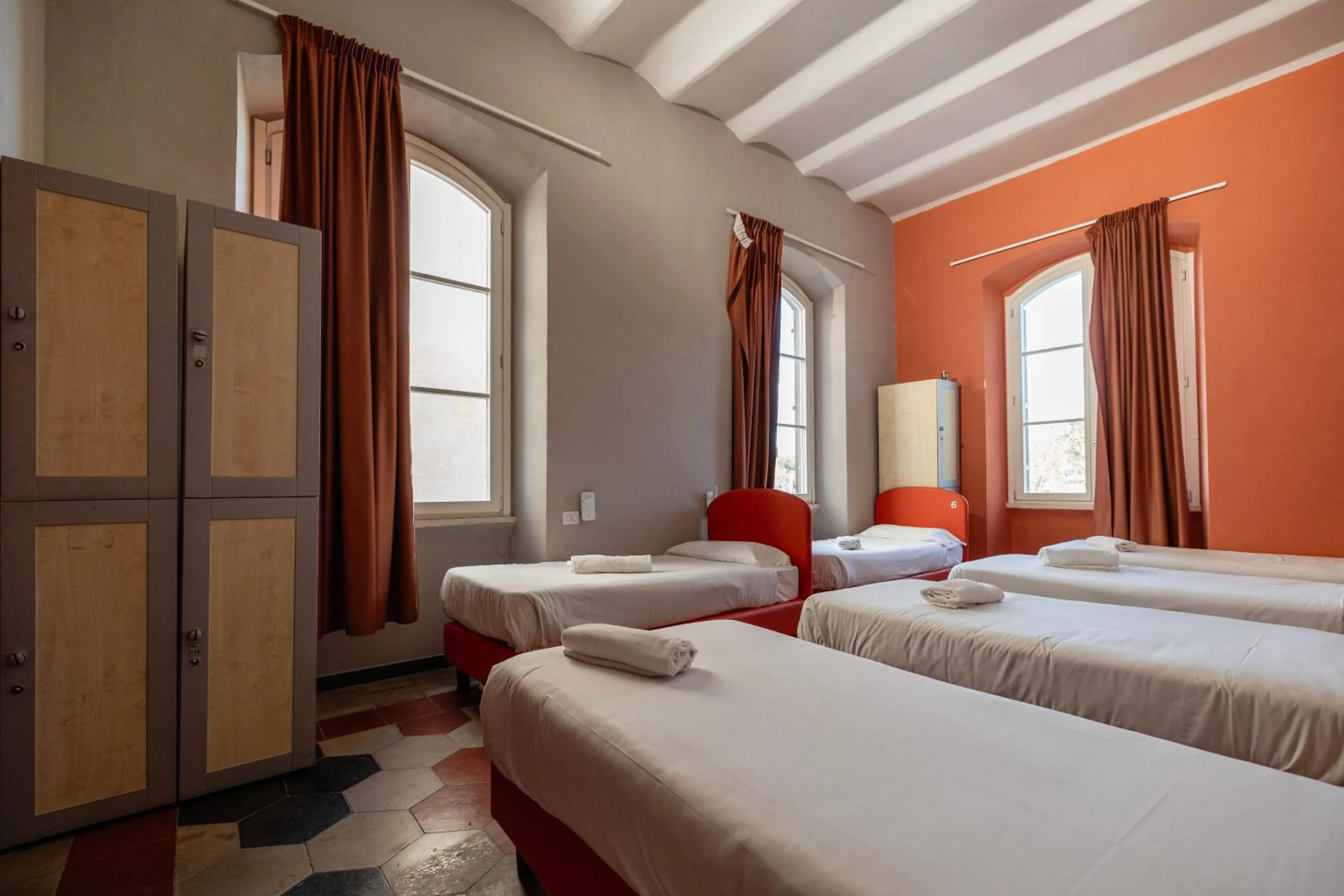 Bed in Borgo Ripa Urban Travel