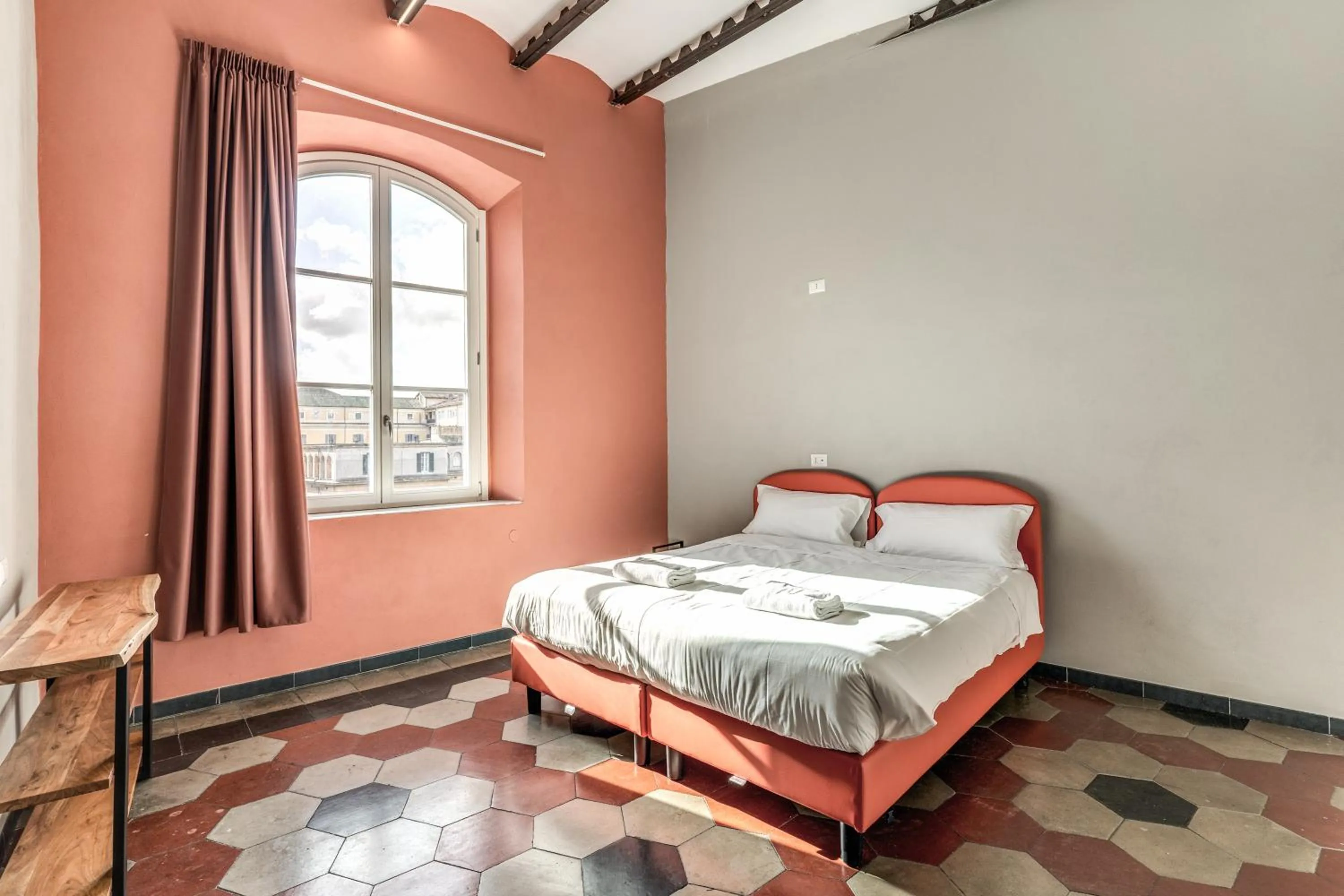 Photo of the whole room, Bed in Borgo Ripa Urban Travel