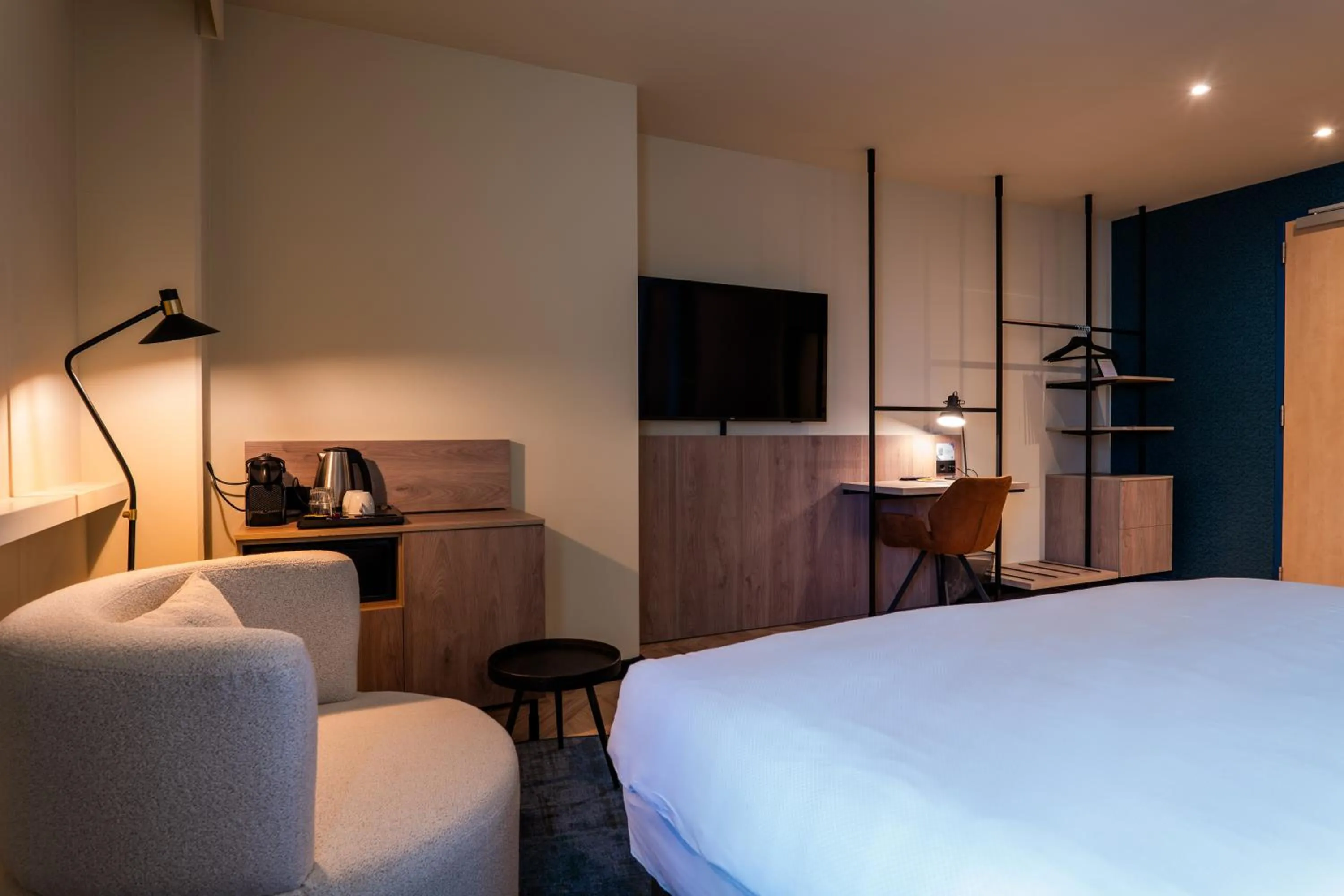 Bed in Golden Tulip Leiden Centre