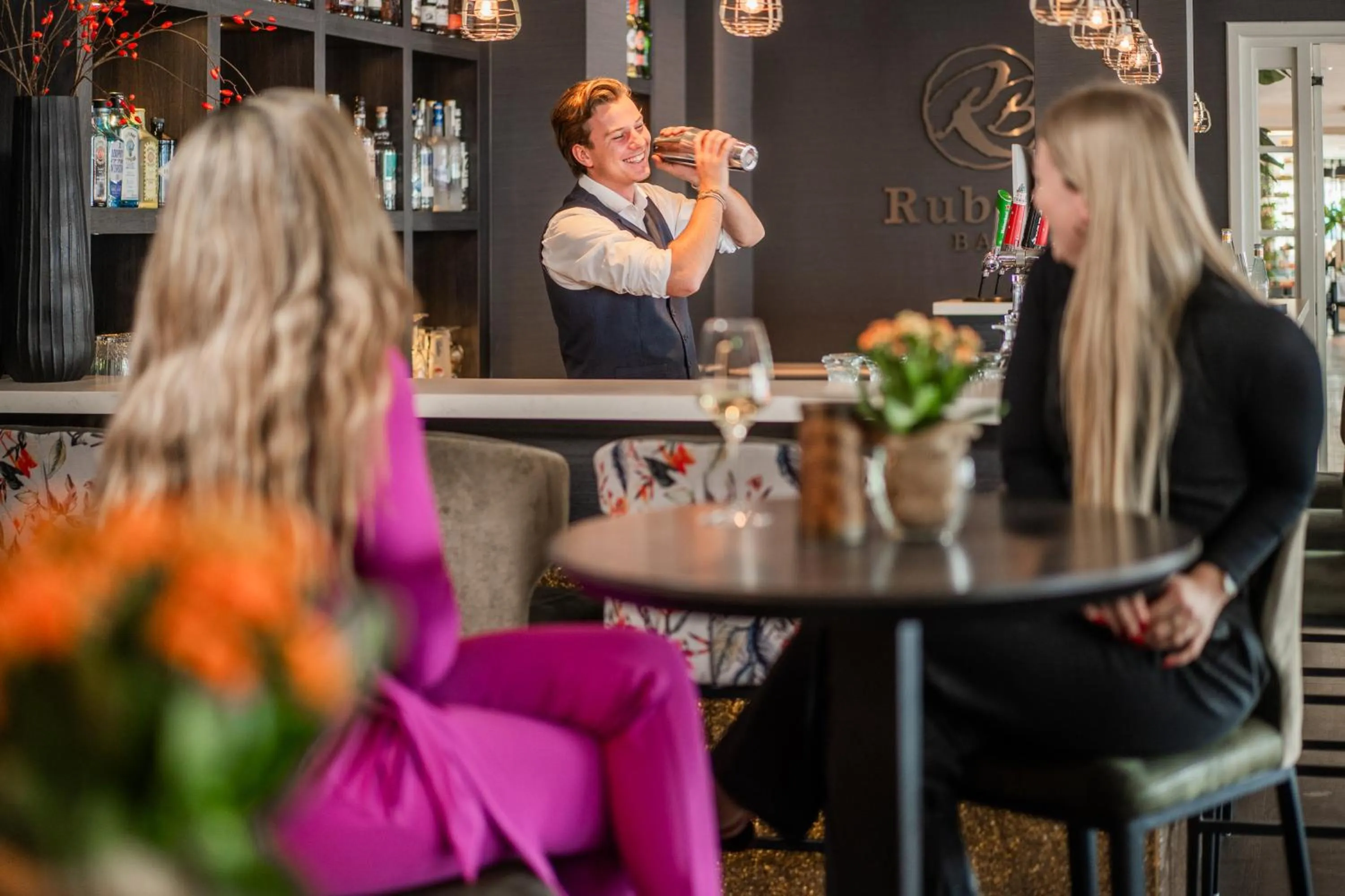 Restaurant/places to eat in Golden Tulip Leiden Centre