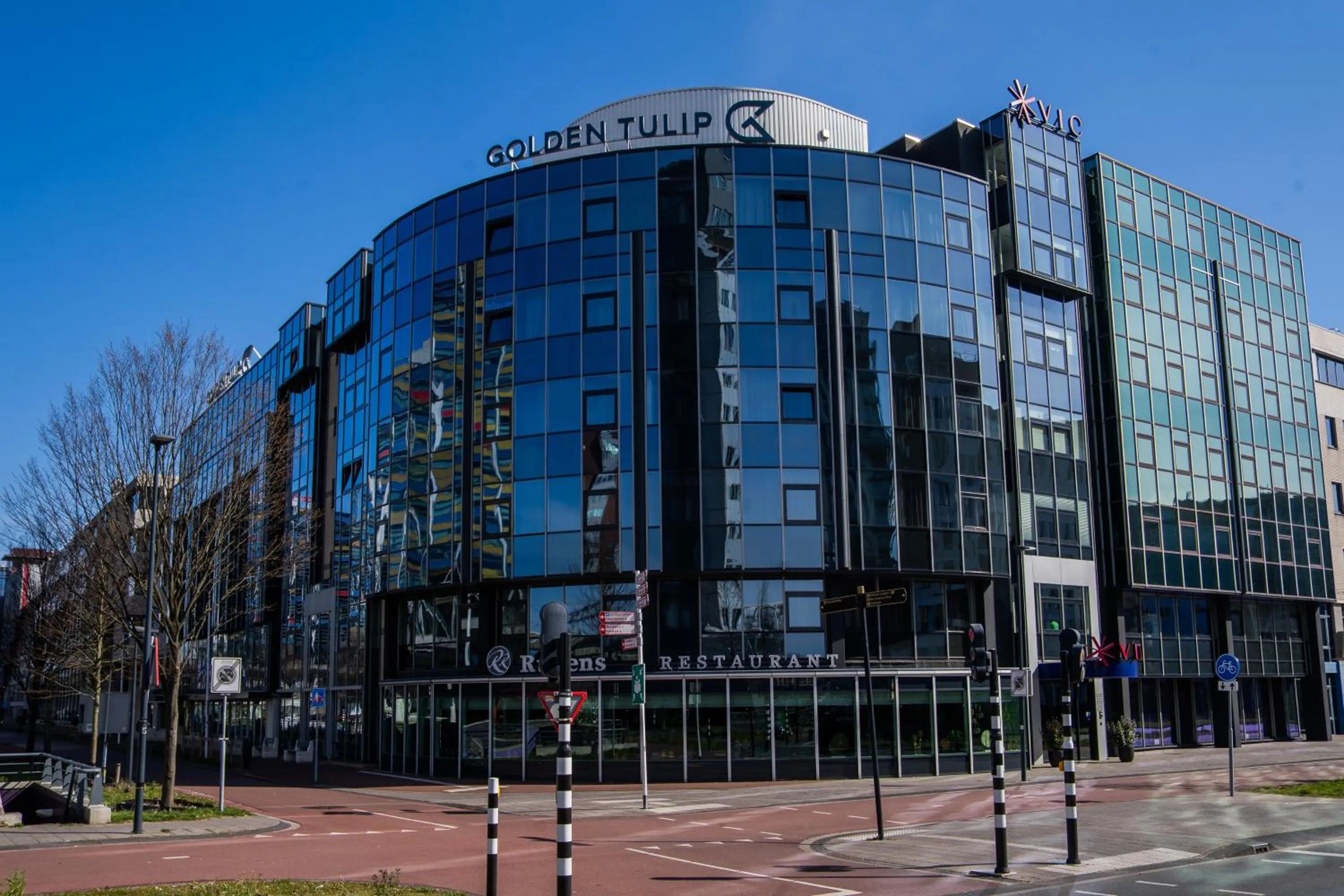 Property building in Golden Tulip Leiden Centre