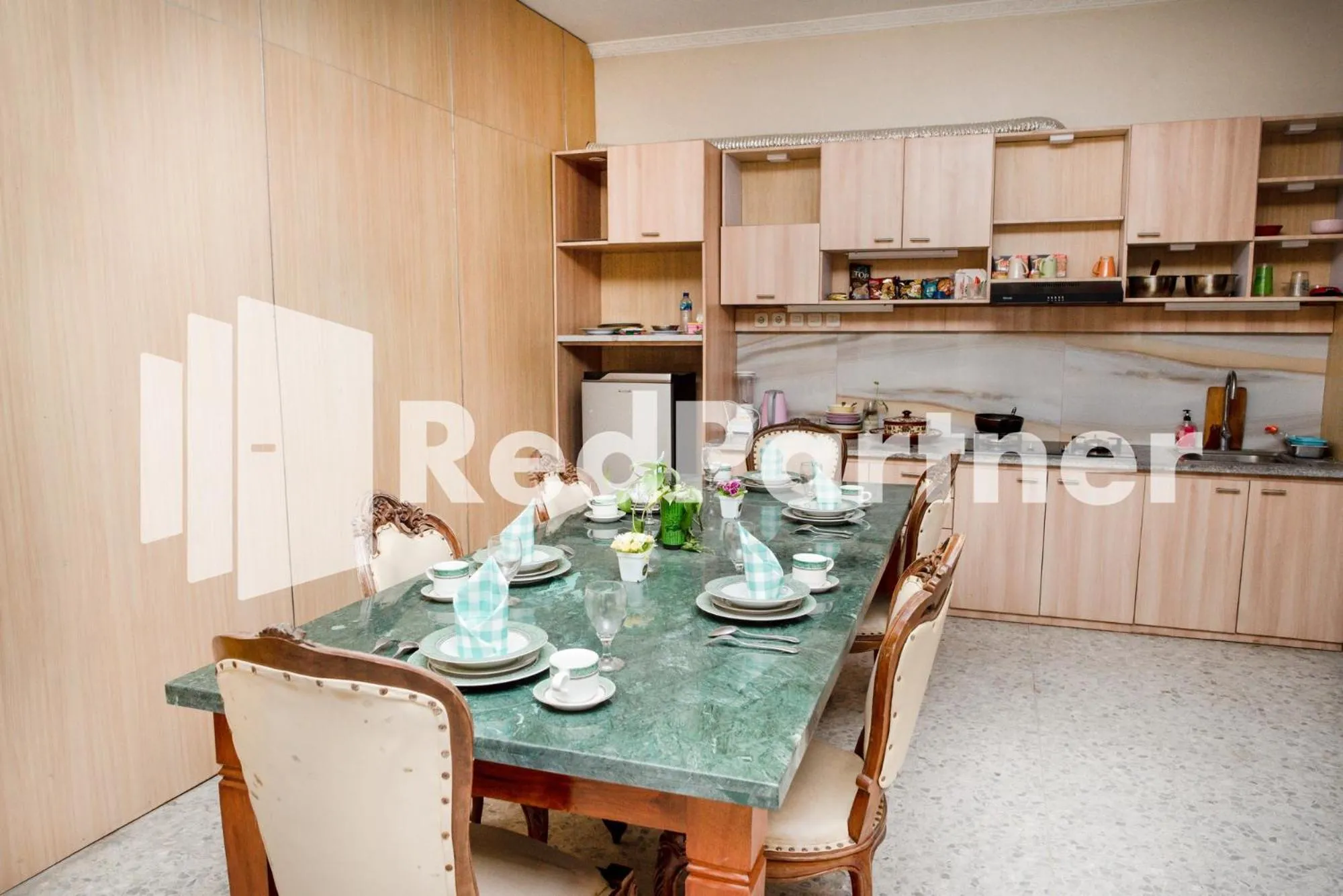 Kitchen or kitchenette in Mango House Semarang RedPartner