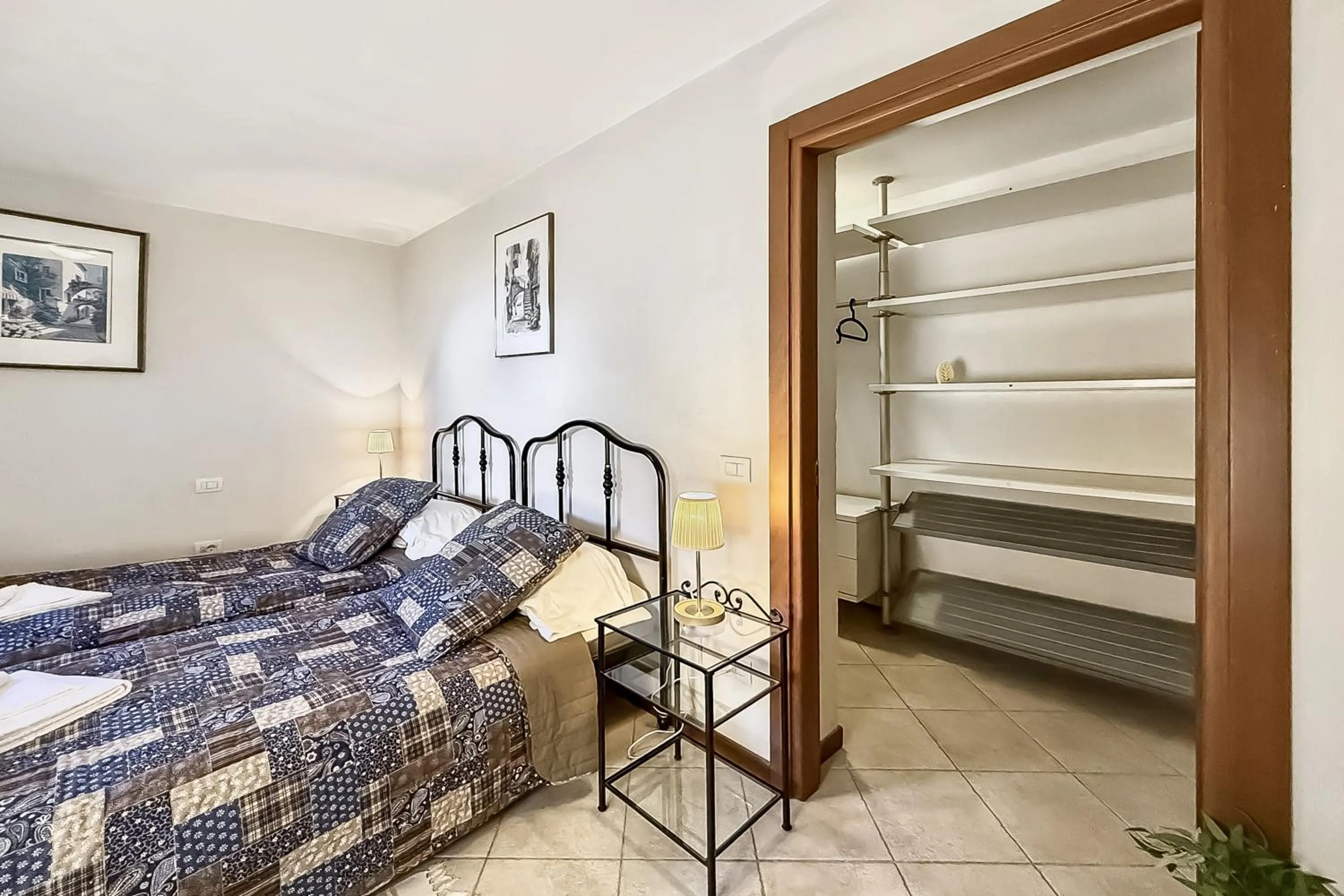 Bedroom, Bed in Casa Tulipano Grande