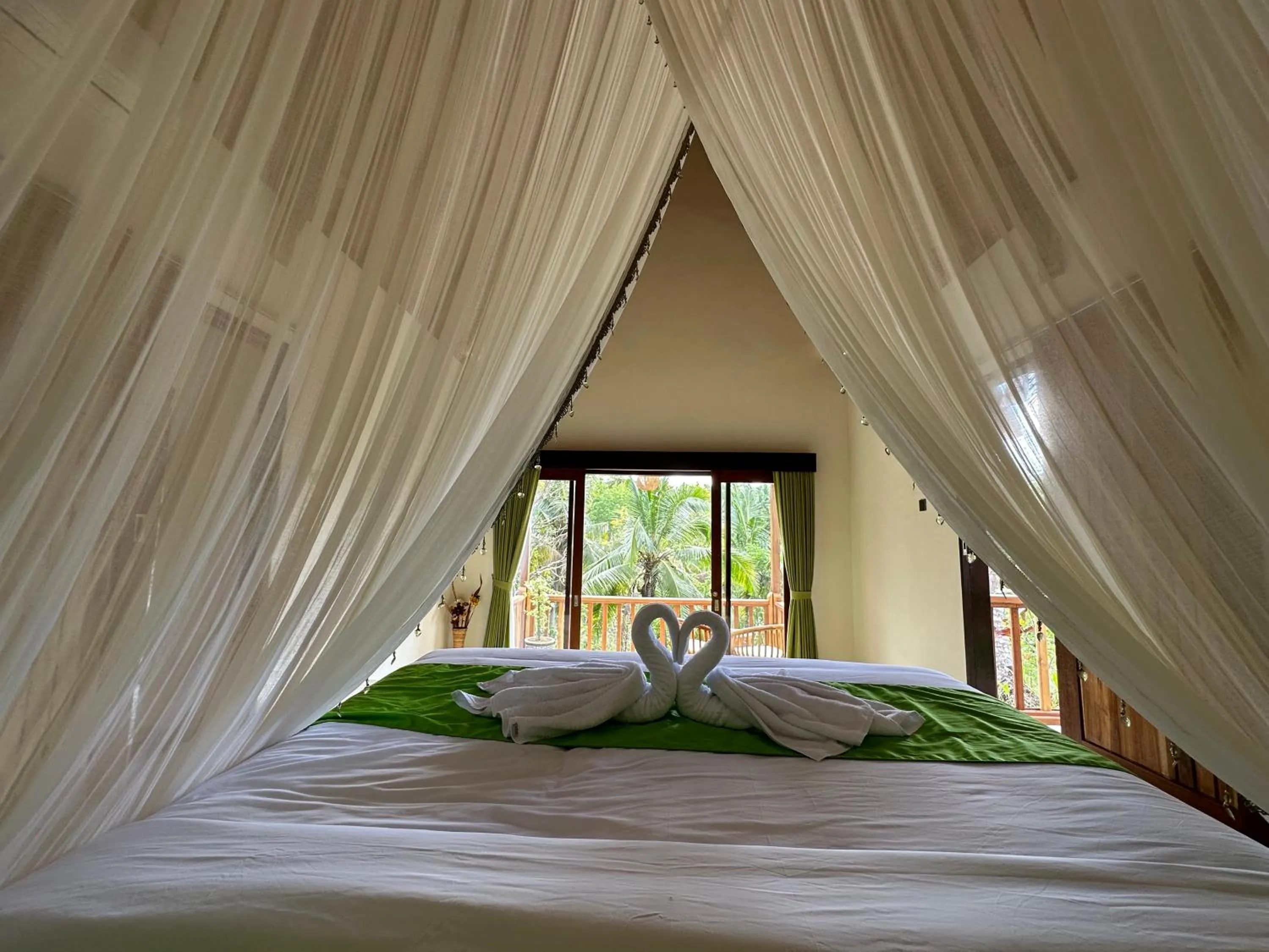 Bed in Green Coco Suite