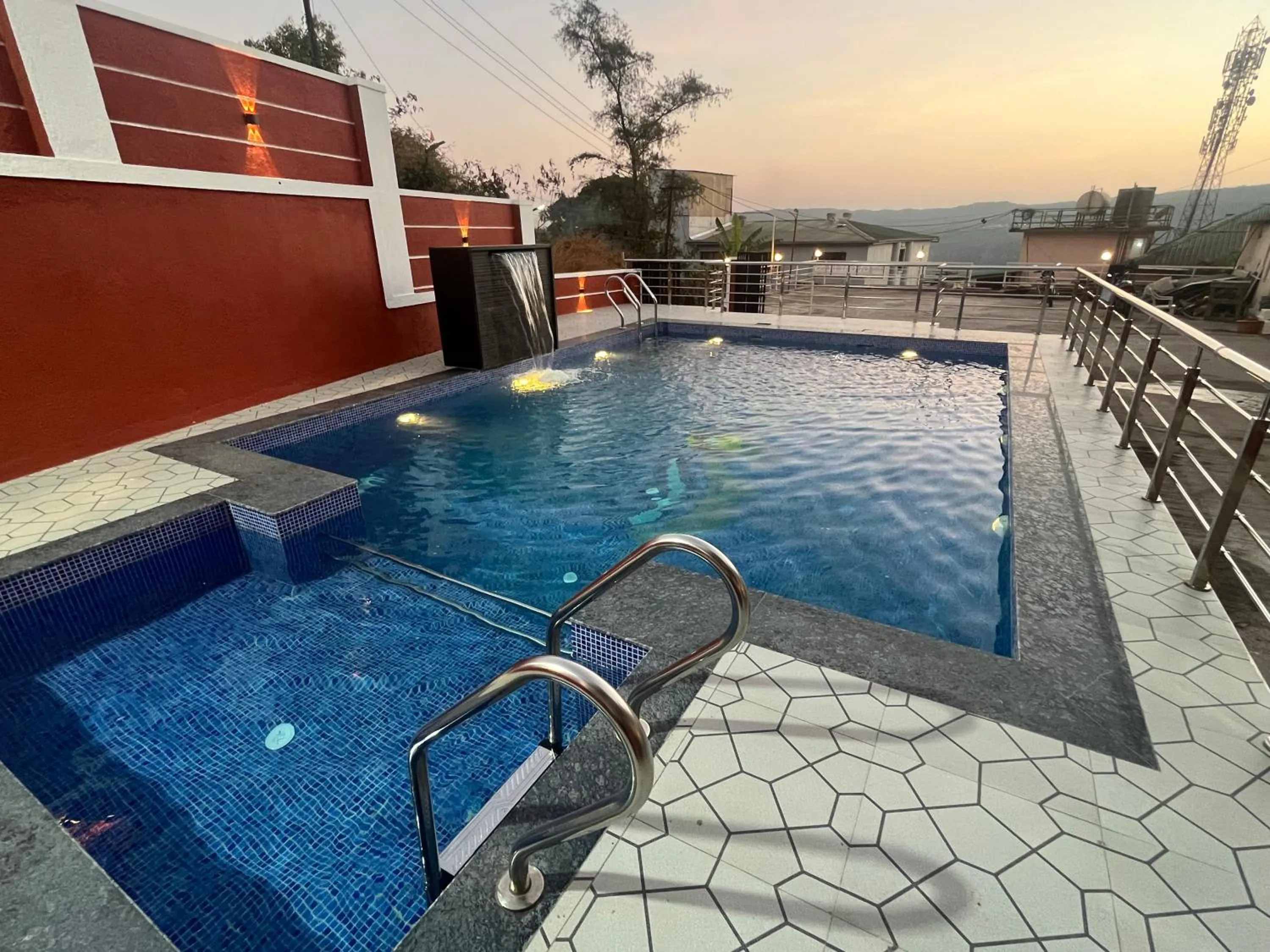 Swimming pool in Gugal Bliss