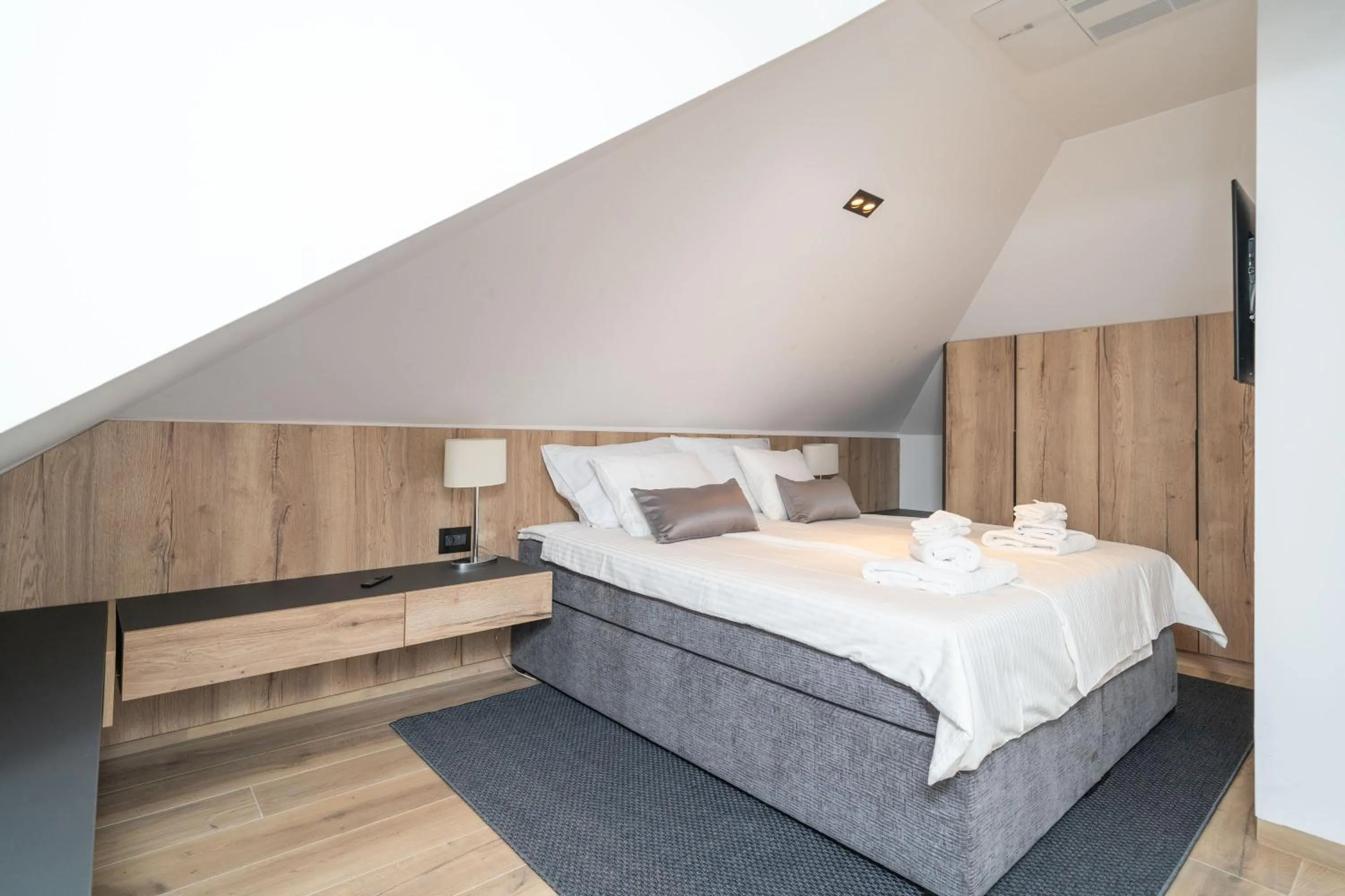 Bedroom, Bed in Apartments Villa Royale