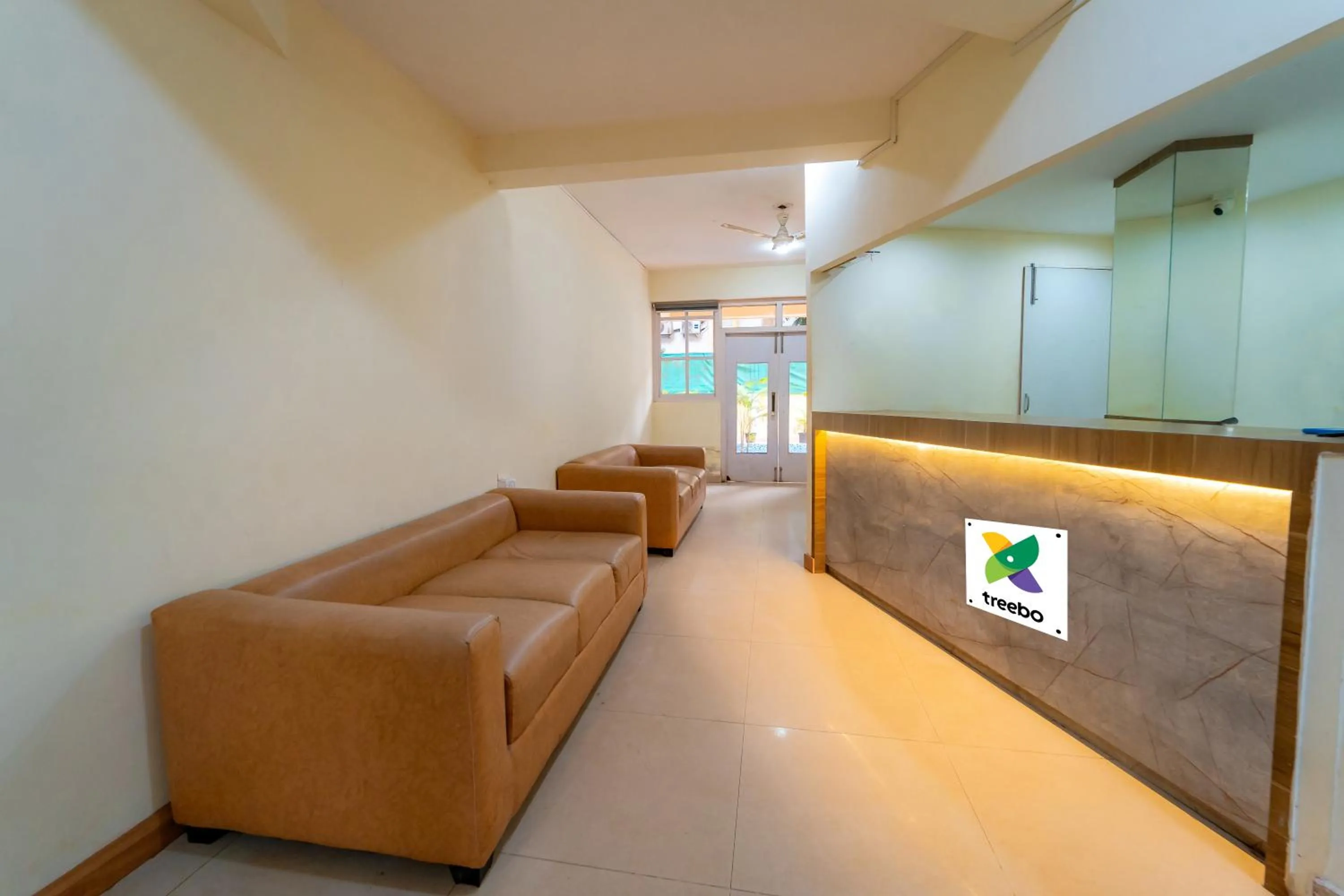 Lobby or reception in Itsy Hotels De Classio