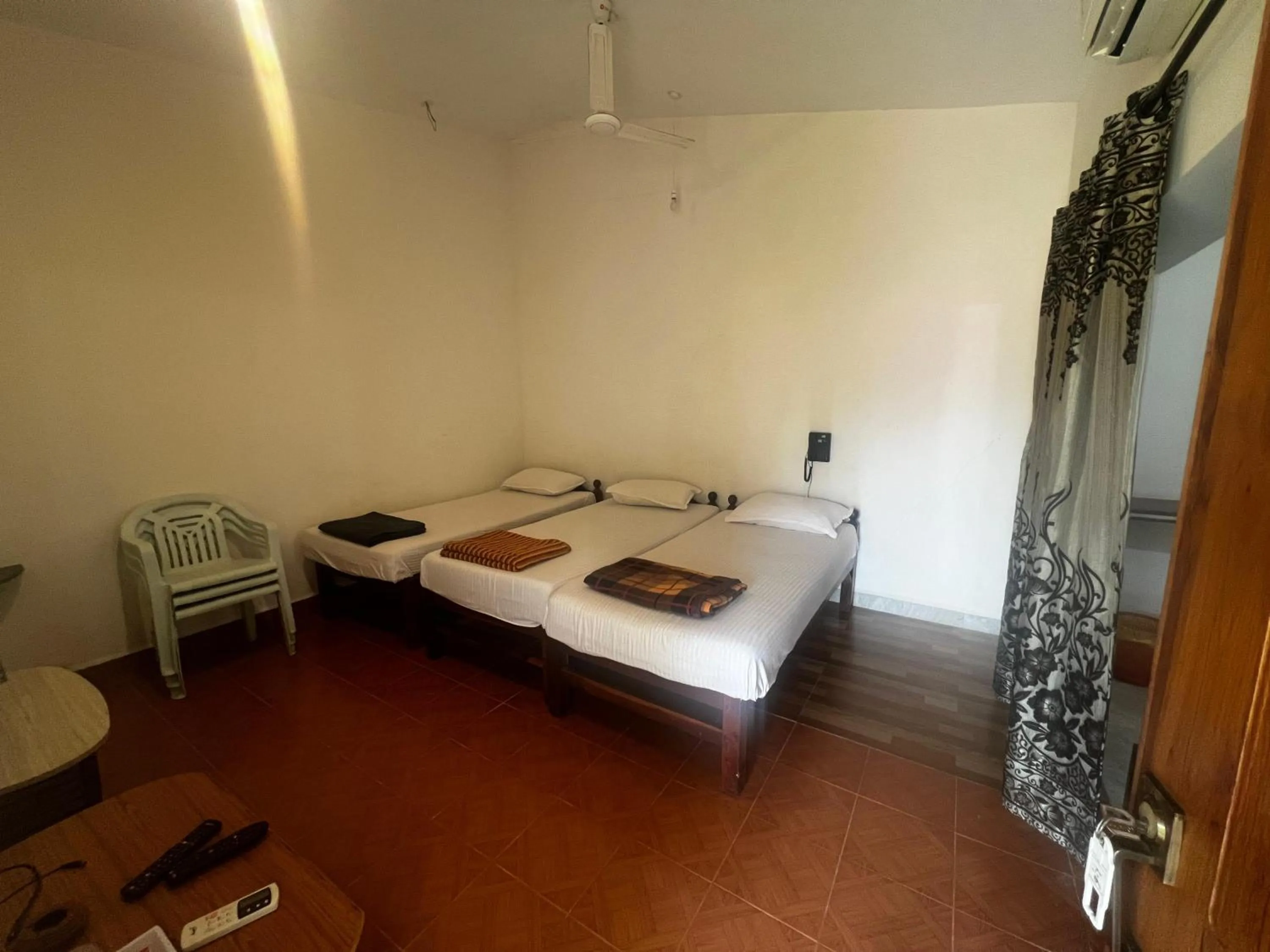 Bed in Maior Roma by Jolly Jolly Lester