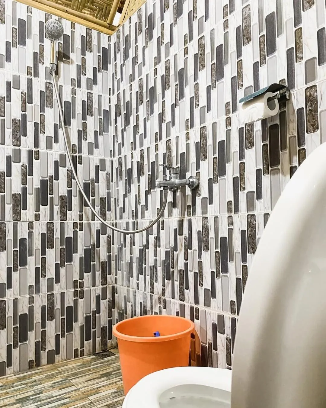 Bathroom in Bale Gantar