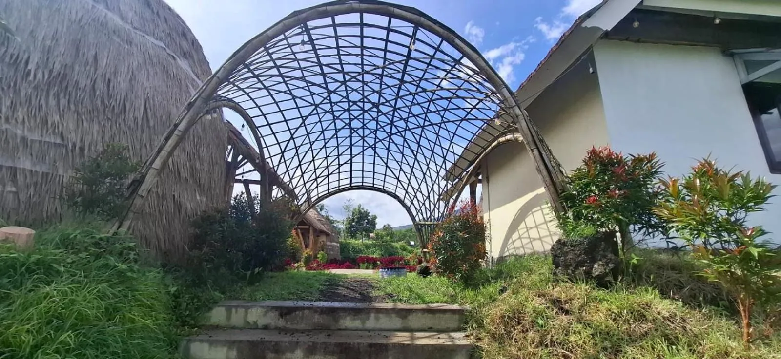 Property building in Bale Gantar