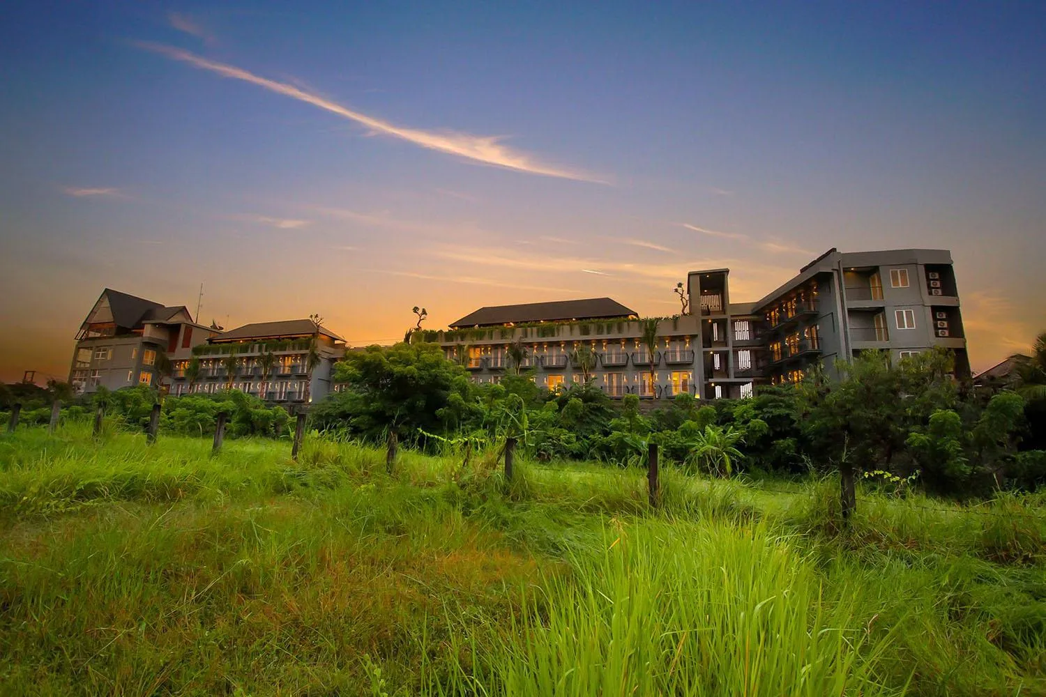 Property building in FRii Bali Echo Beach