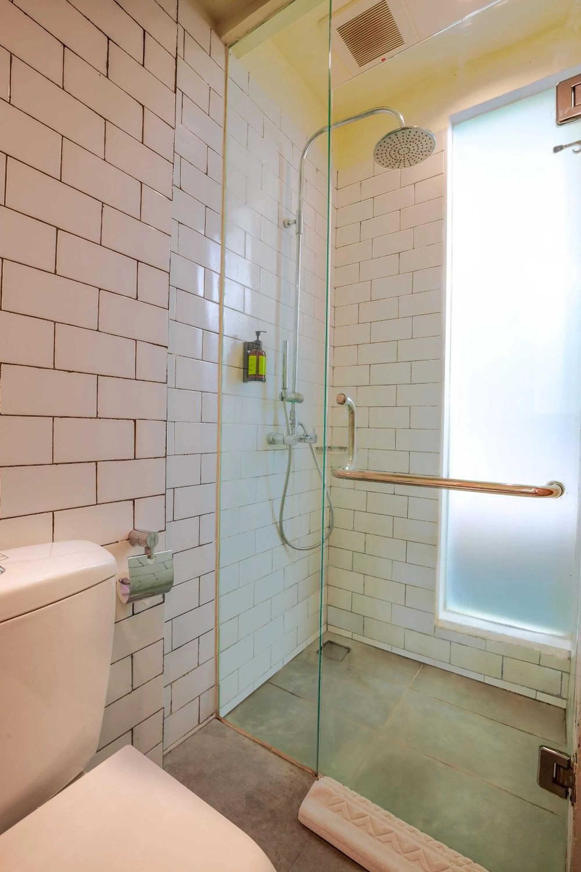 Bathroom in FRii Bali Echo Beach