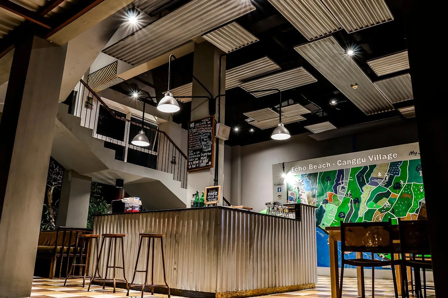 Lounge or bar in FRii Bali Echo Beach