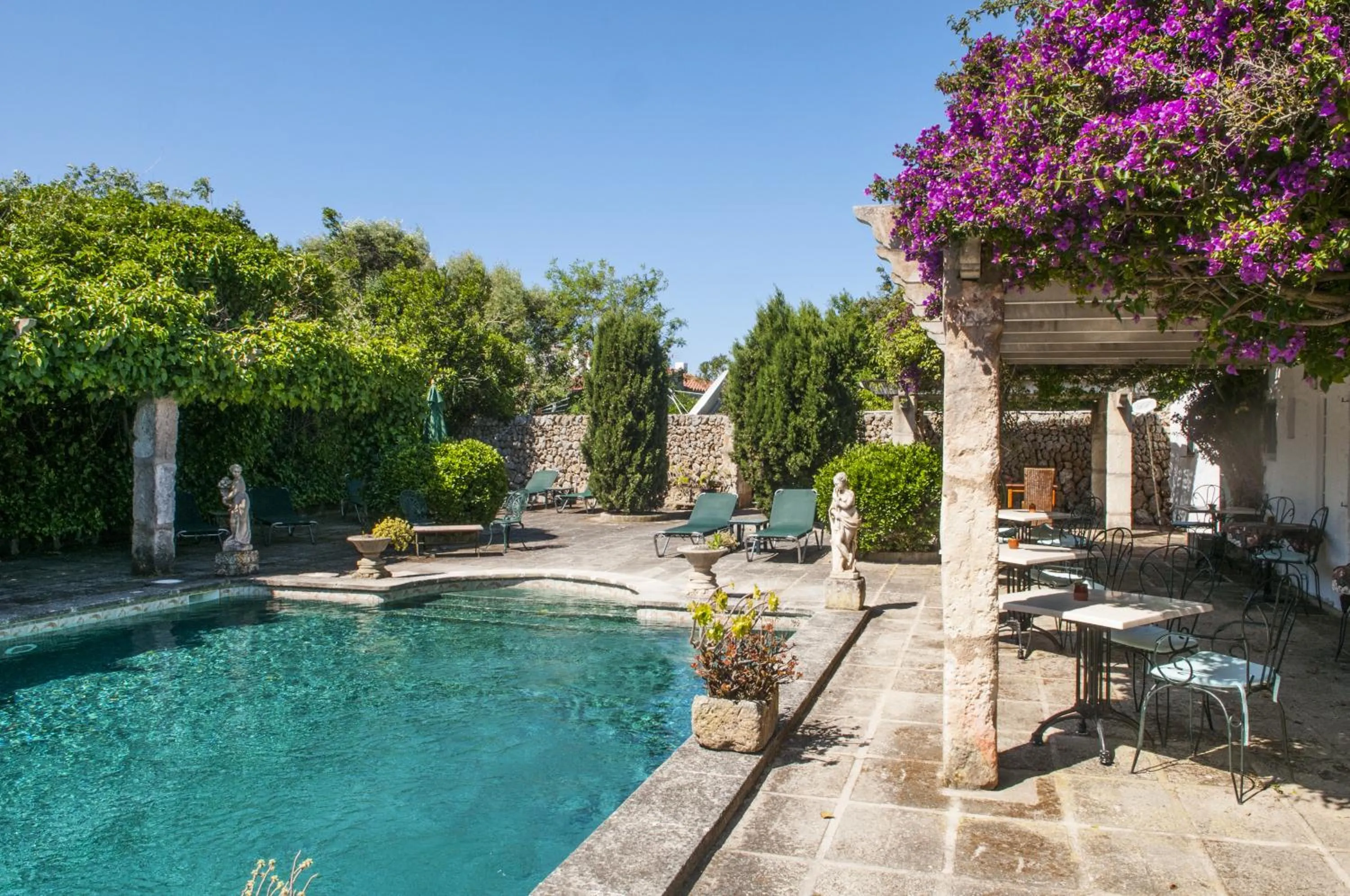 Swimming pool in Hotel Rural Biniarroca - Adults Only