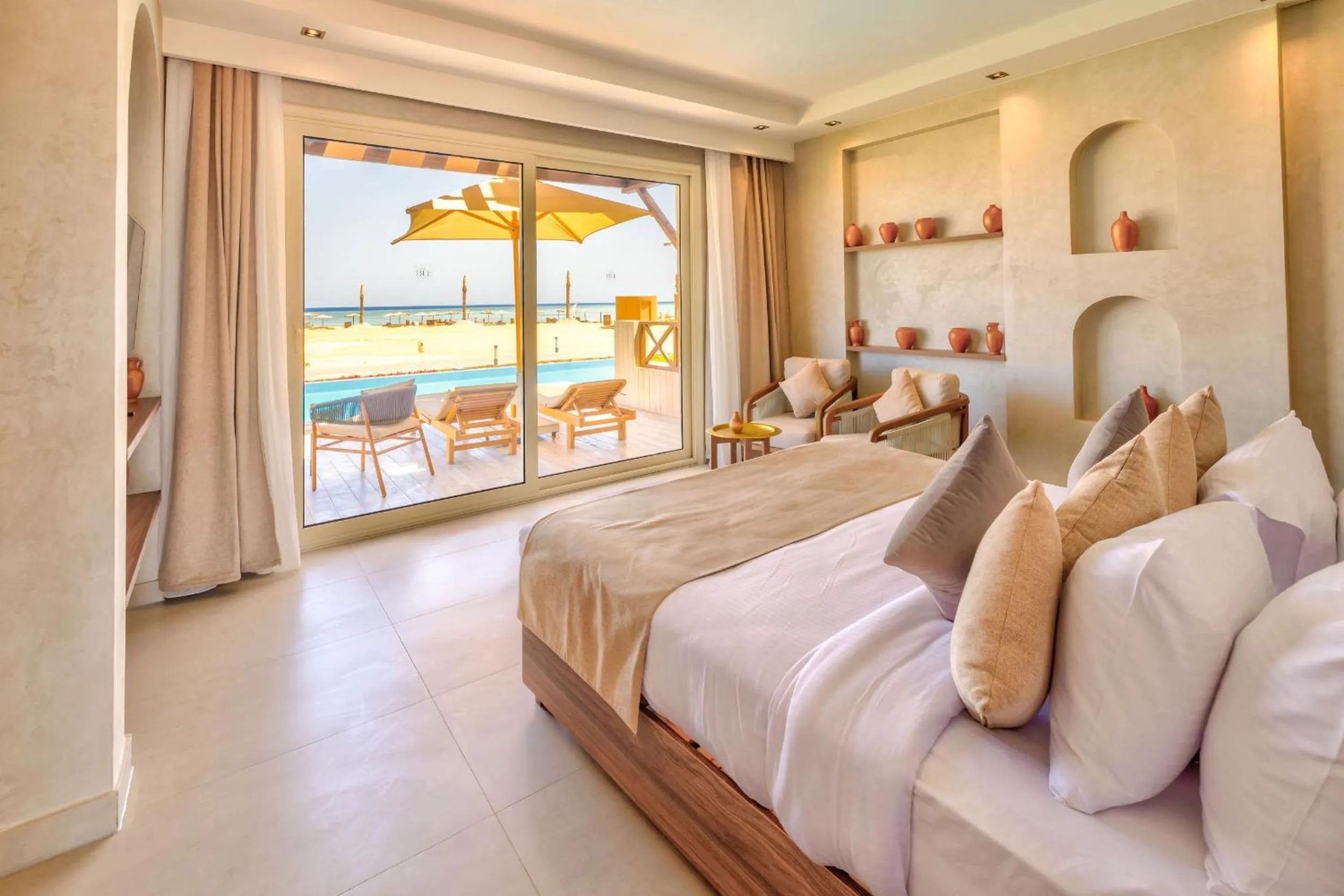 Bedroom, Bed in True Beach Resort