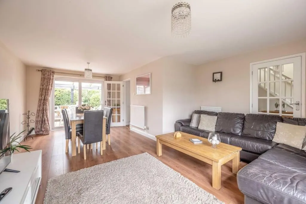 3-Bed Family Home with Parking & Large Garden