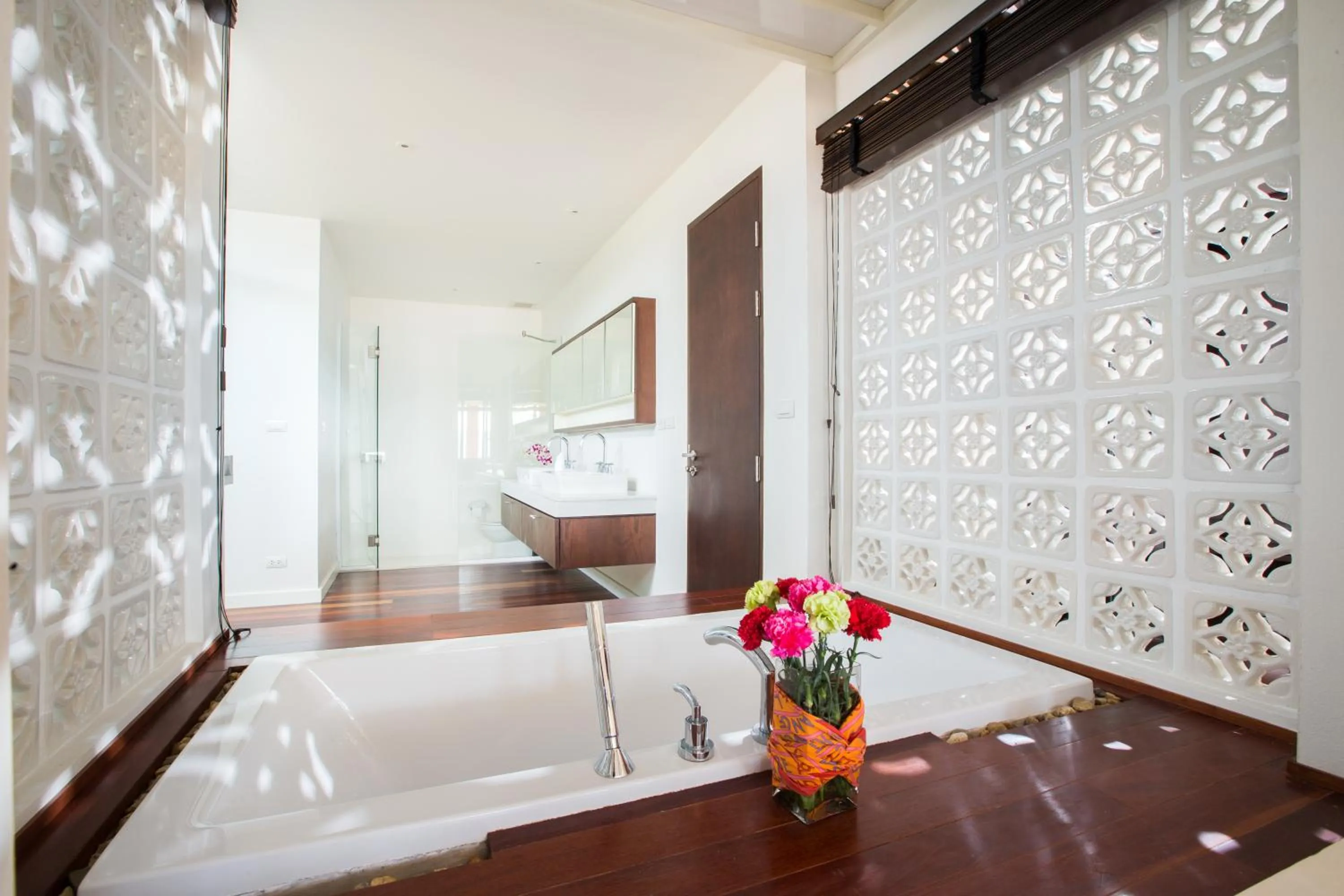 Bathroom, Bed in Amatapura Beachfront Villa 1, SHA Certified