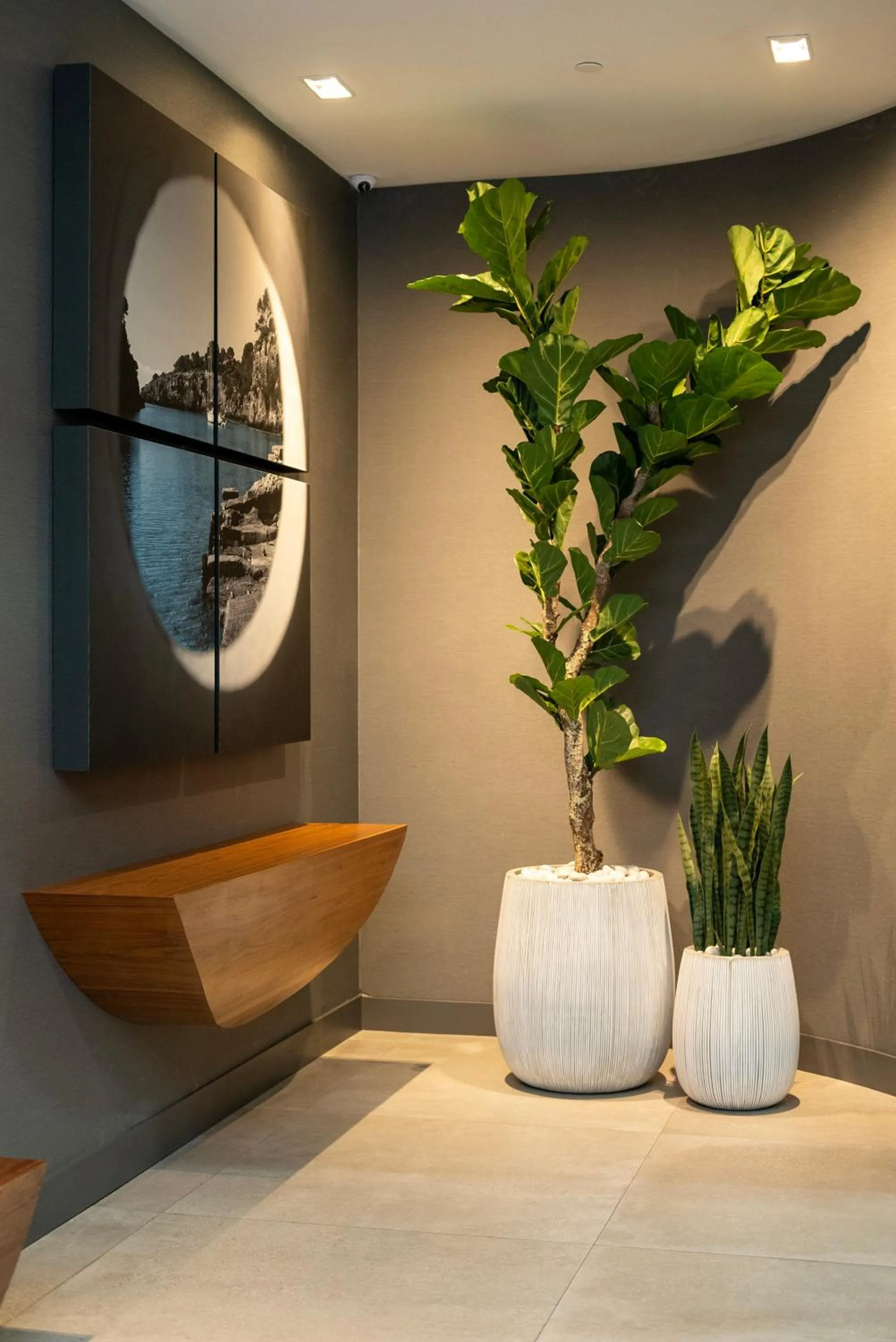 Property building in Smart Brickell Hotel