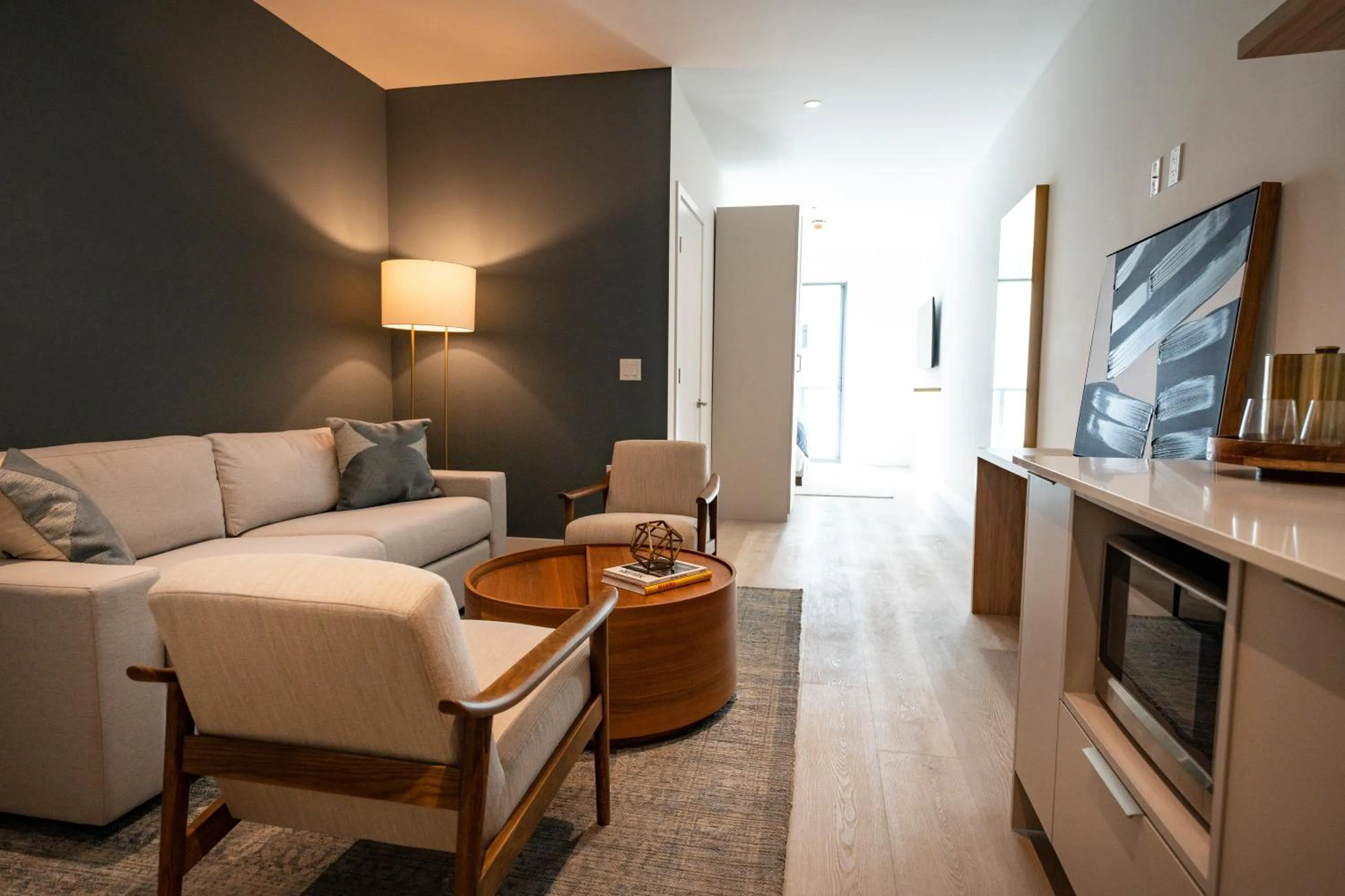 Kitchen or kitchenette in Smart Brickell Hotel