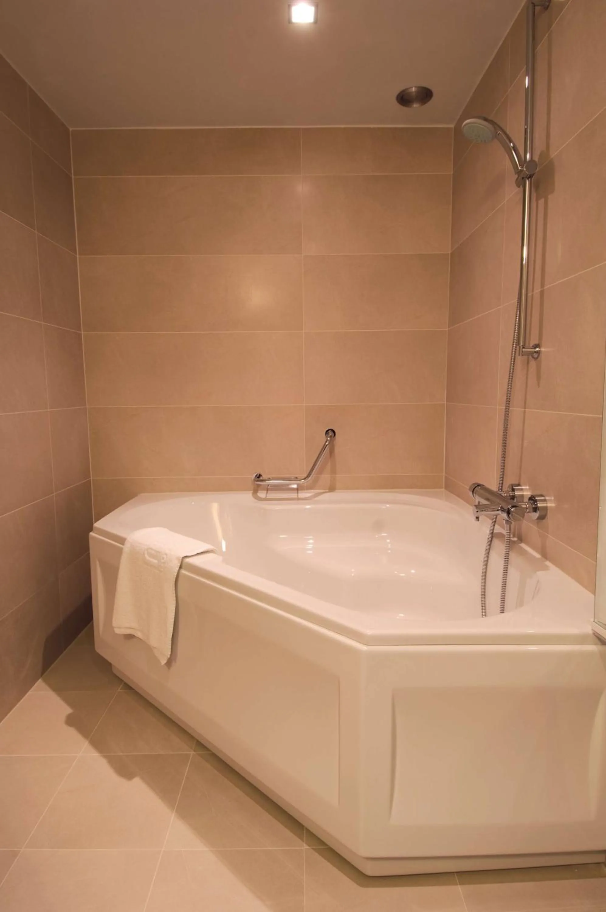 Photo of the whole room in NH Maastricht