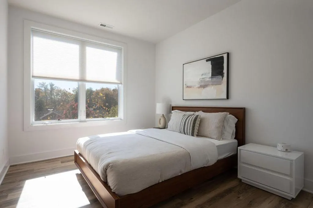 Piedmont Place Suite 402 Modern Apartment in Heart of Crozet