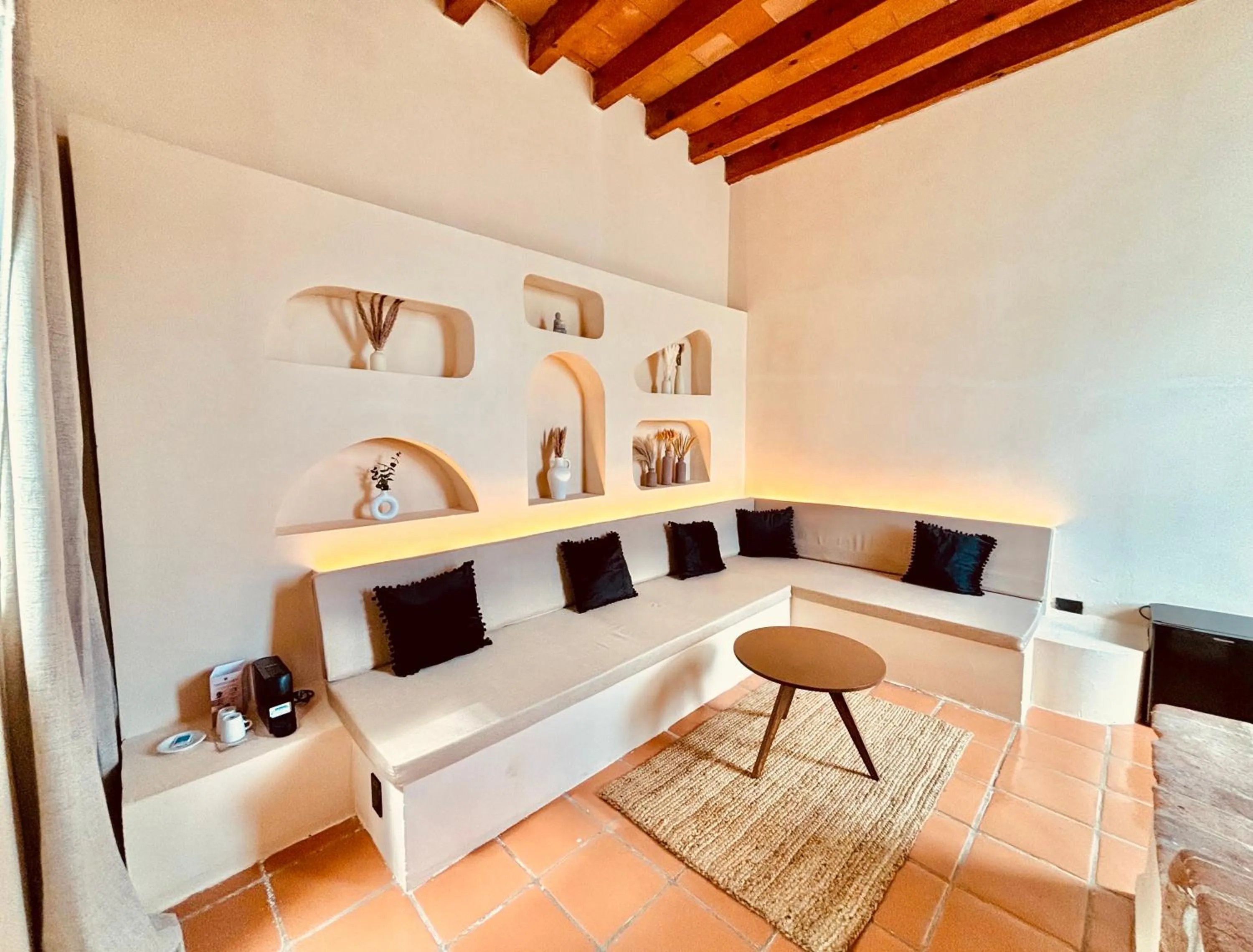 Living room in Enigmatic Hotel Experience