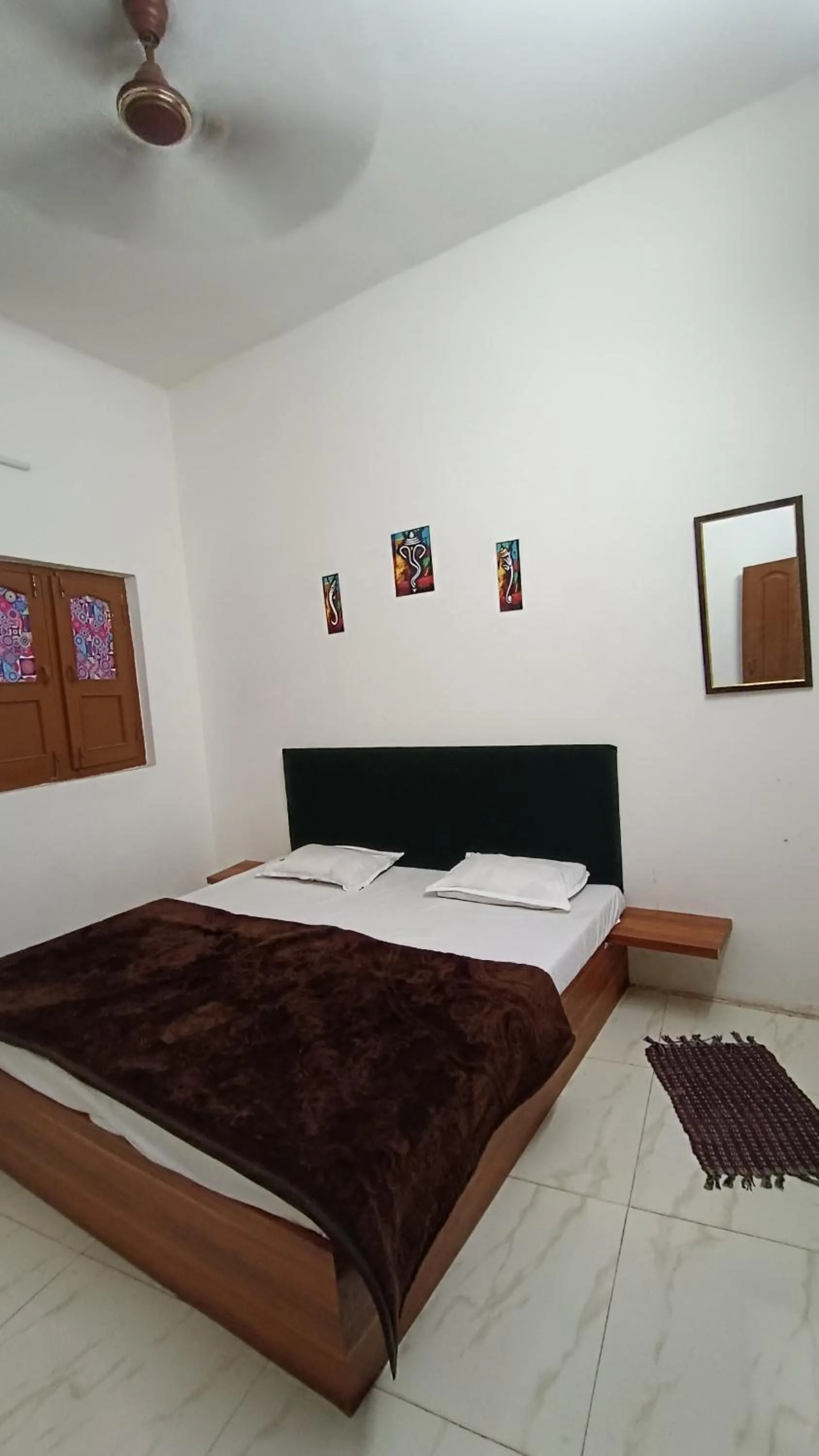 Bed in SHREE RAM KUTI