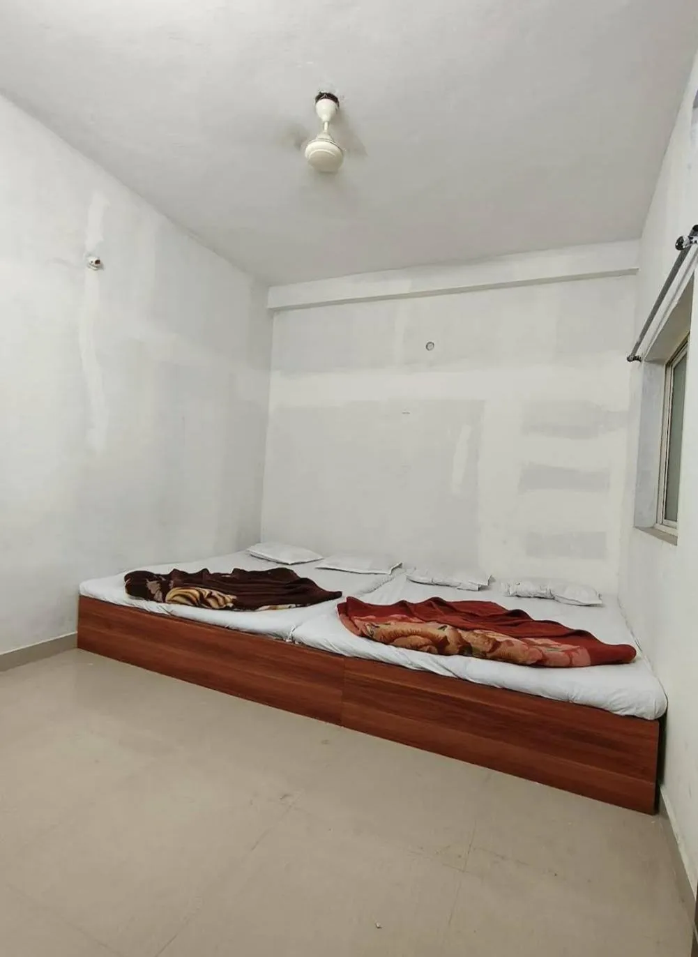 Bed in SHREE RAM KUTI