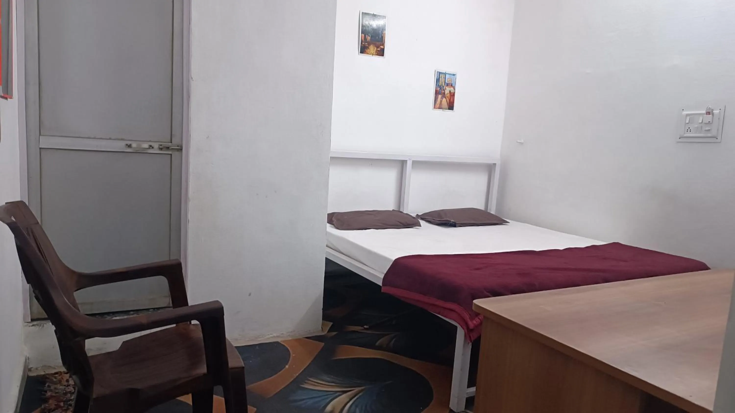 Bed in SHREE RAM KUTI