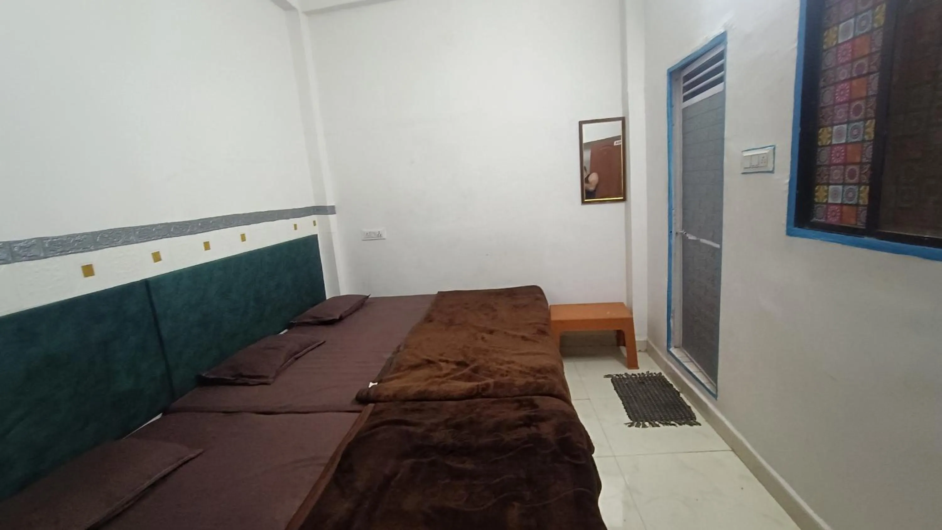 Bed in SHREE RAM KUTI