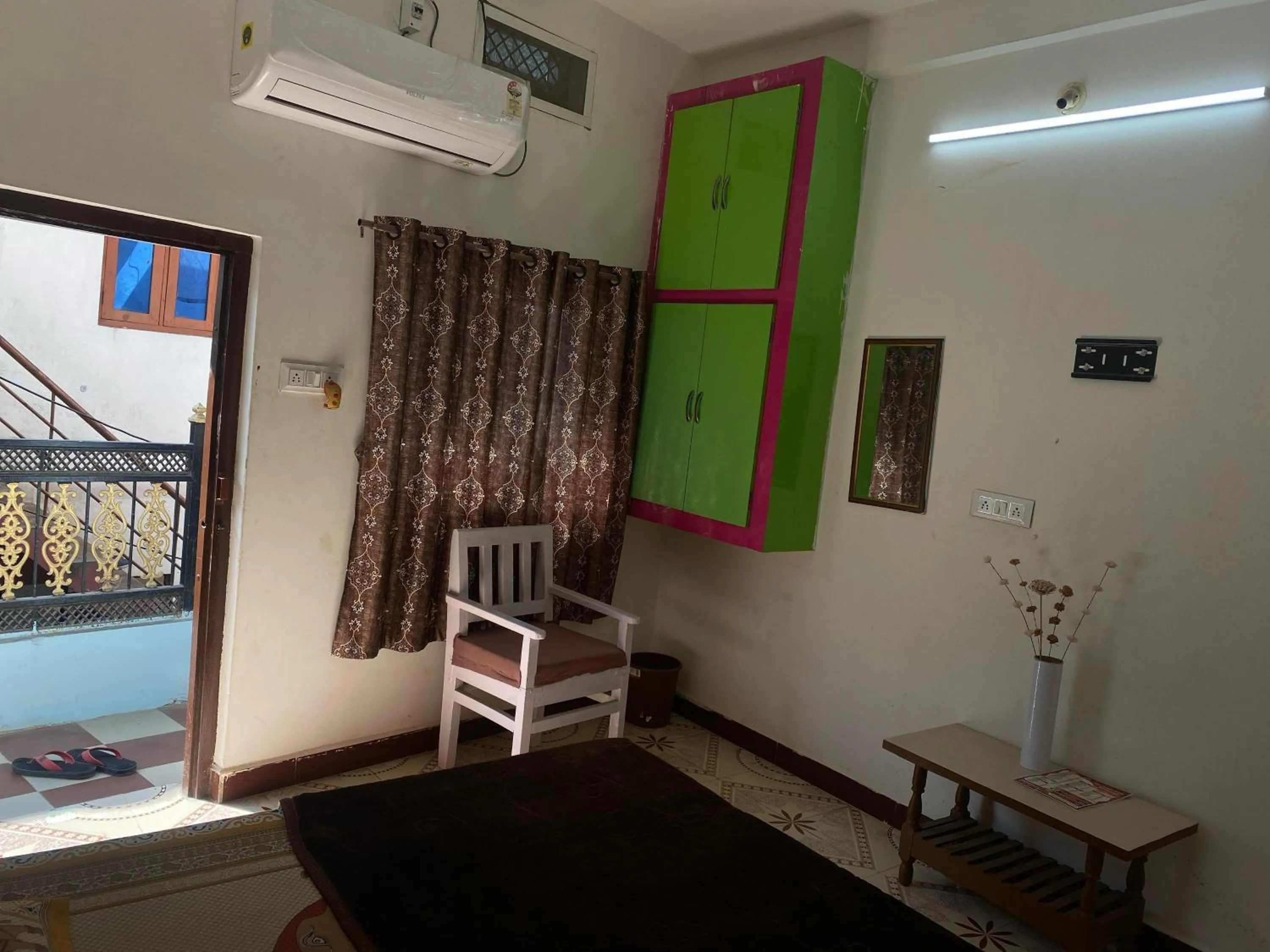 Bed in SHREE RAM KUTI