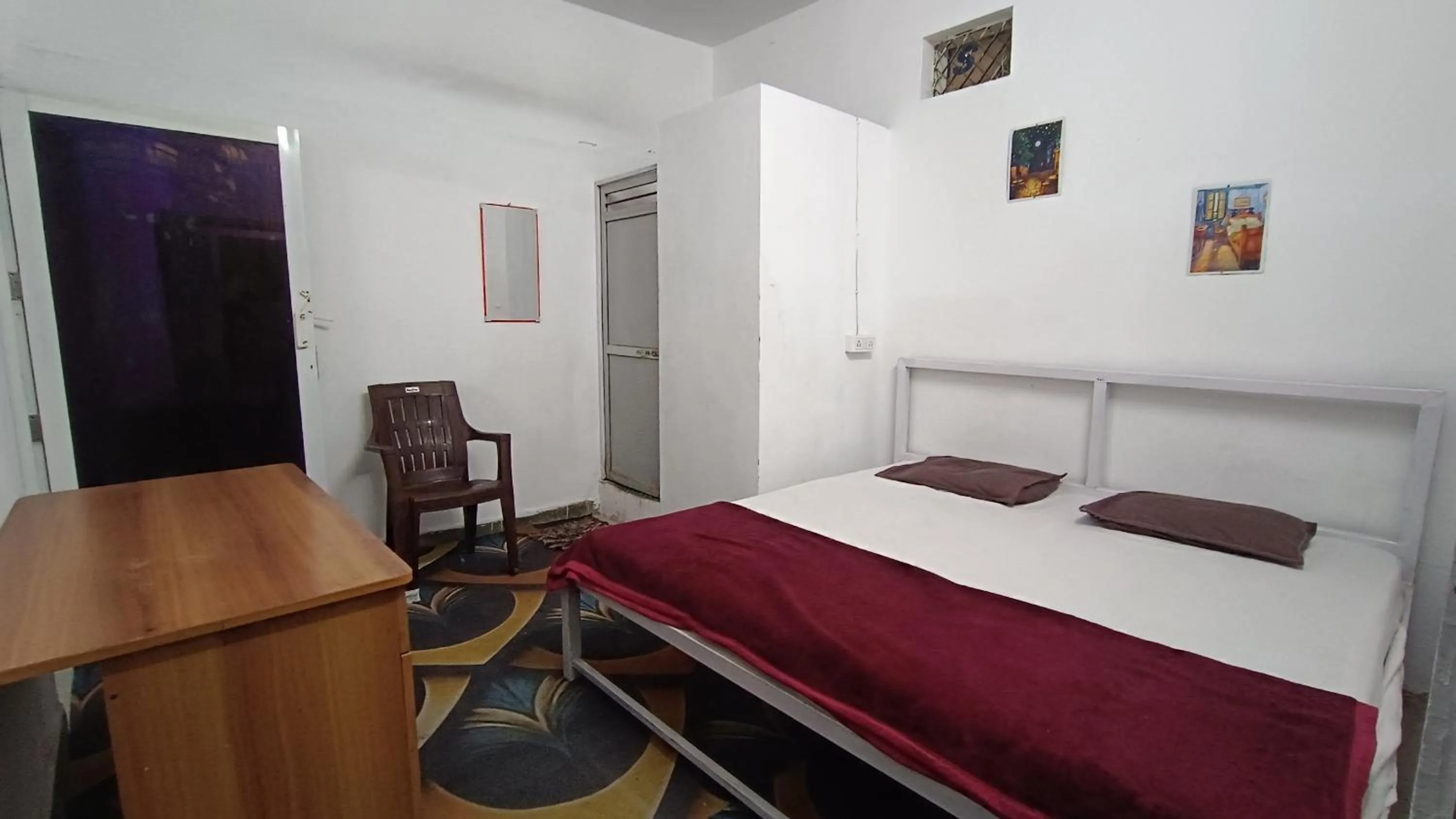 Bed in SHREE RAM KUTI