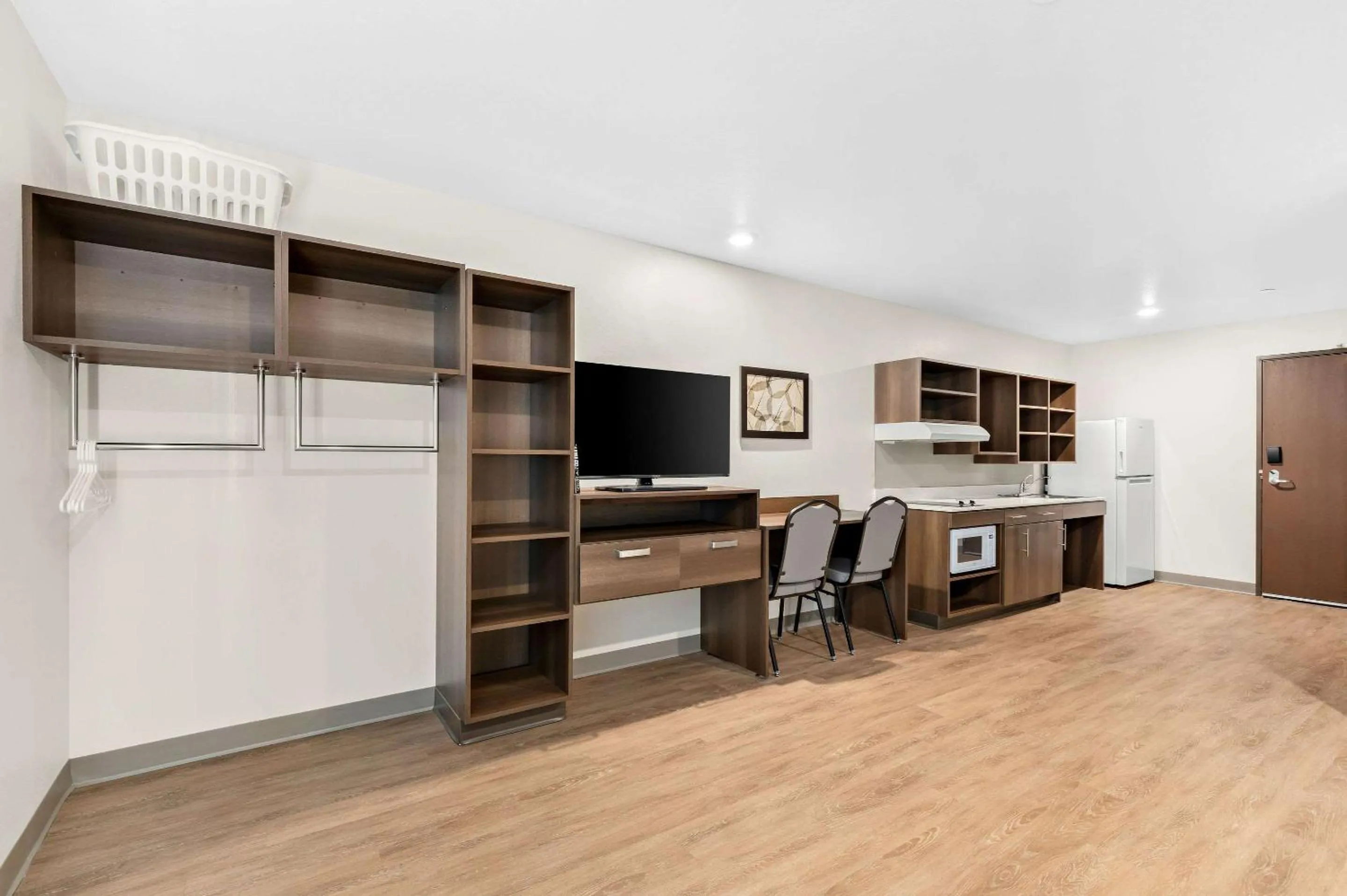 Bedroom in WoodSpring Suites Indio - Coachella Valley