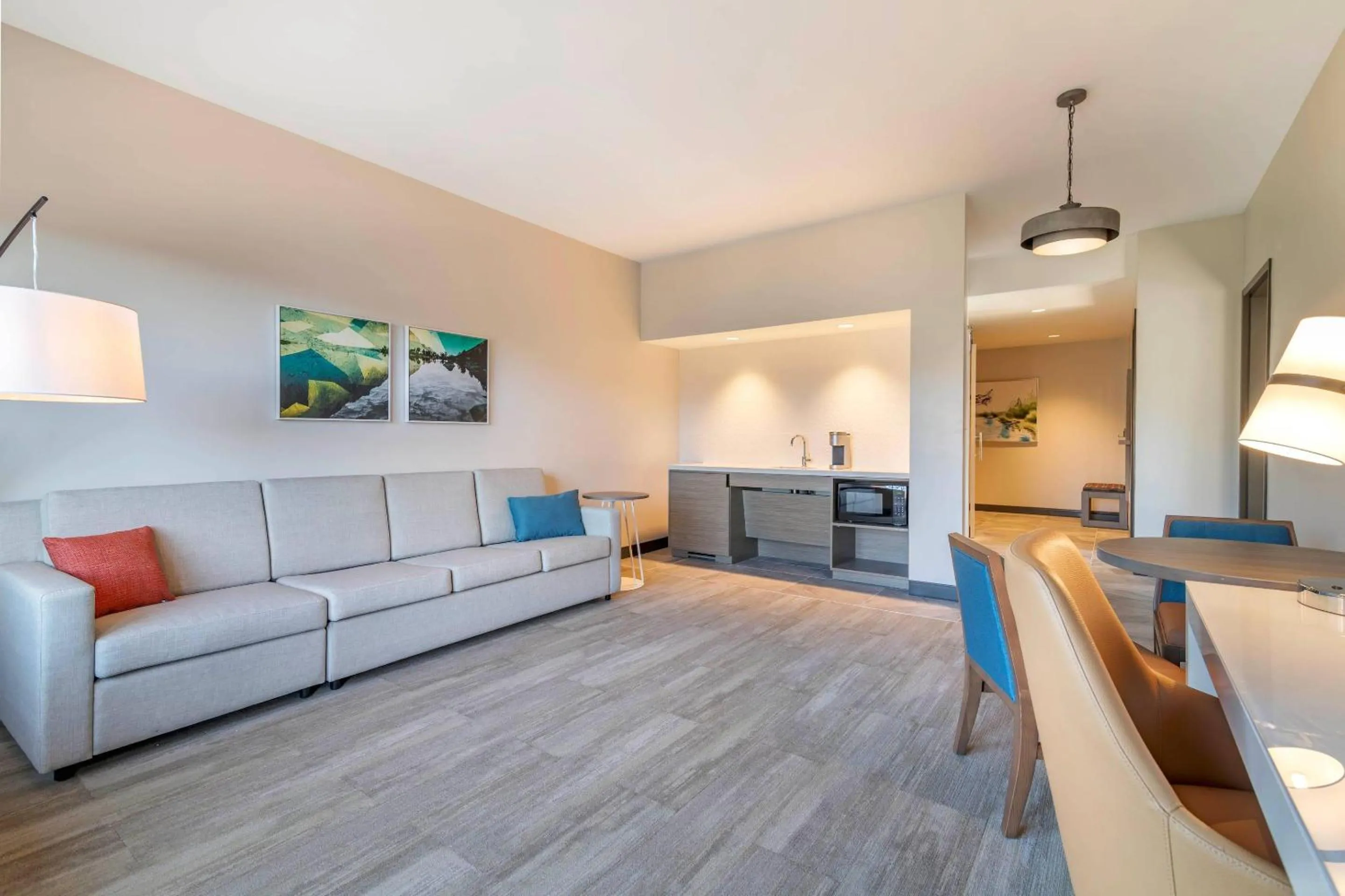 Bedroom in Cambria Hotel Lake Placid - Lakeside Resort
