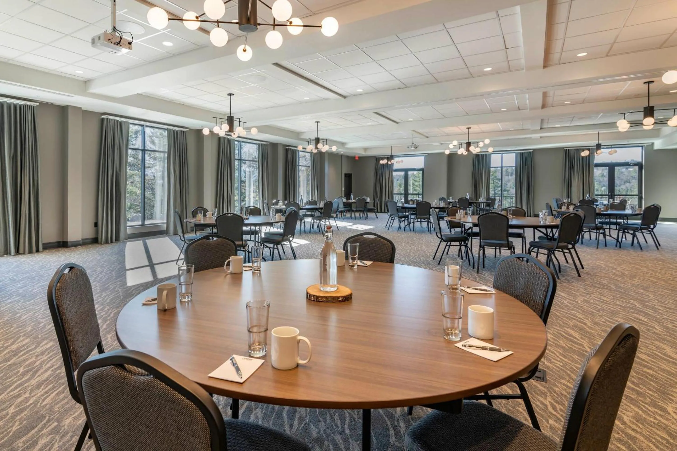 Meeting/conference room in Cambria Hotel Lake Placid - Lakeside Resort