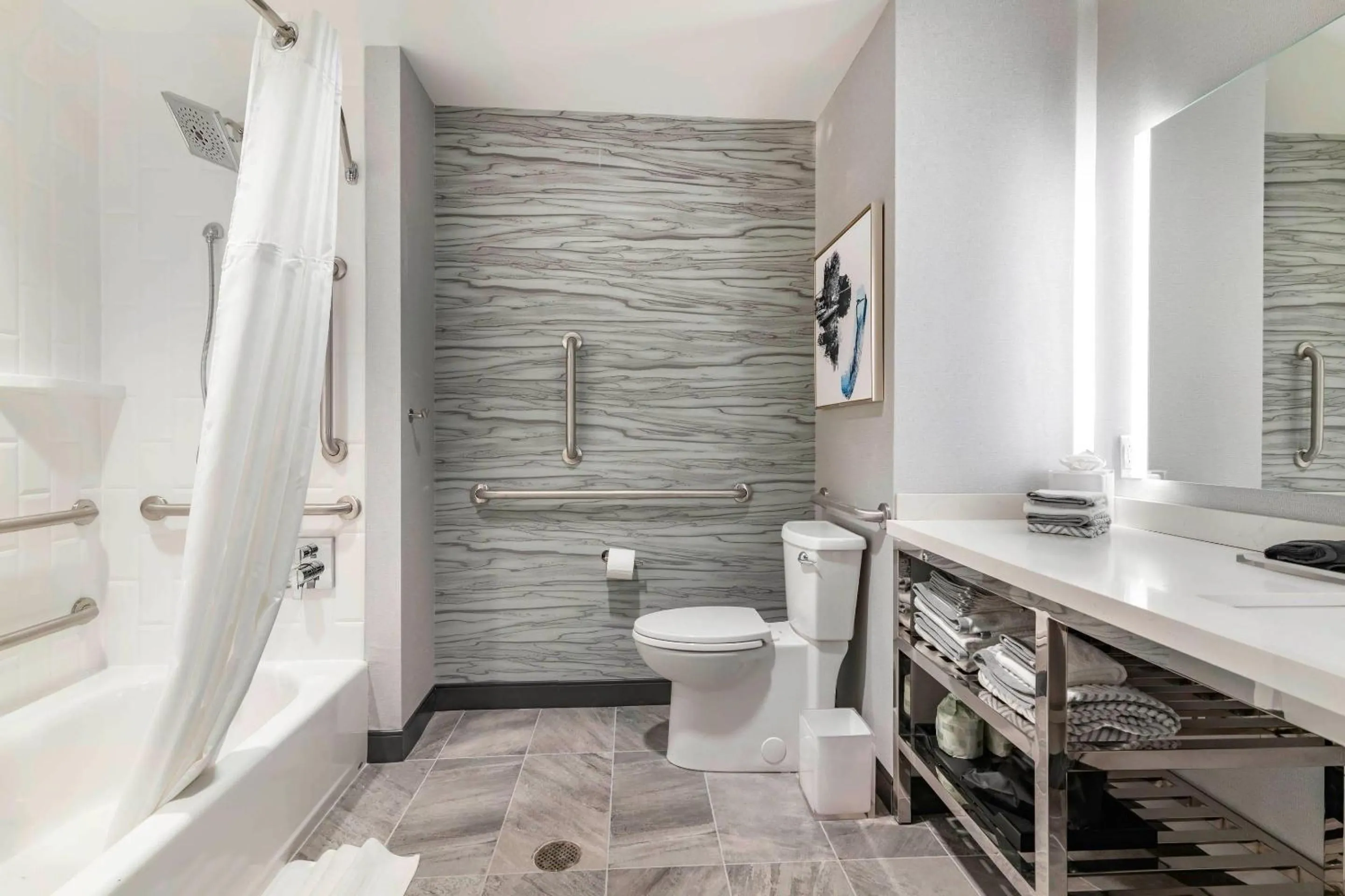 Bedroom in Cambria Hotel Lake Placid - Lakeside Resort