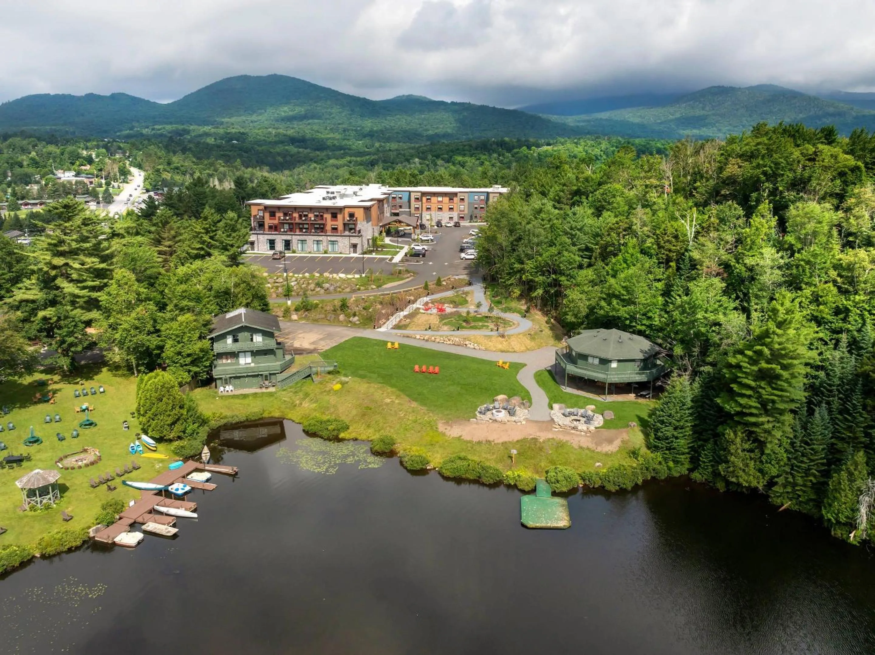 Property building in Cambria Hotel Lake Placid - Lakeside Resort