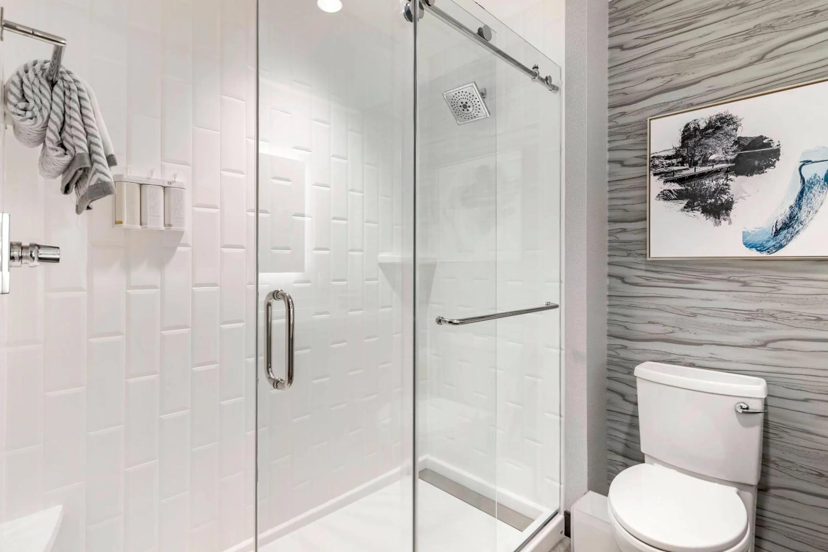 Bedroom in Cambria Hotel Lake Placid - Lakeside Resort