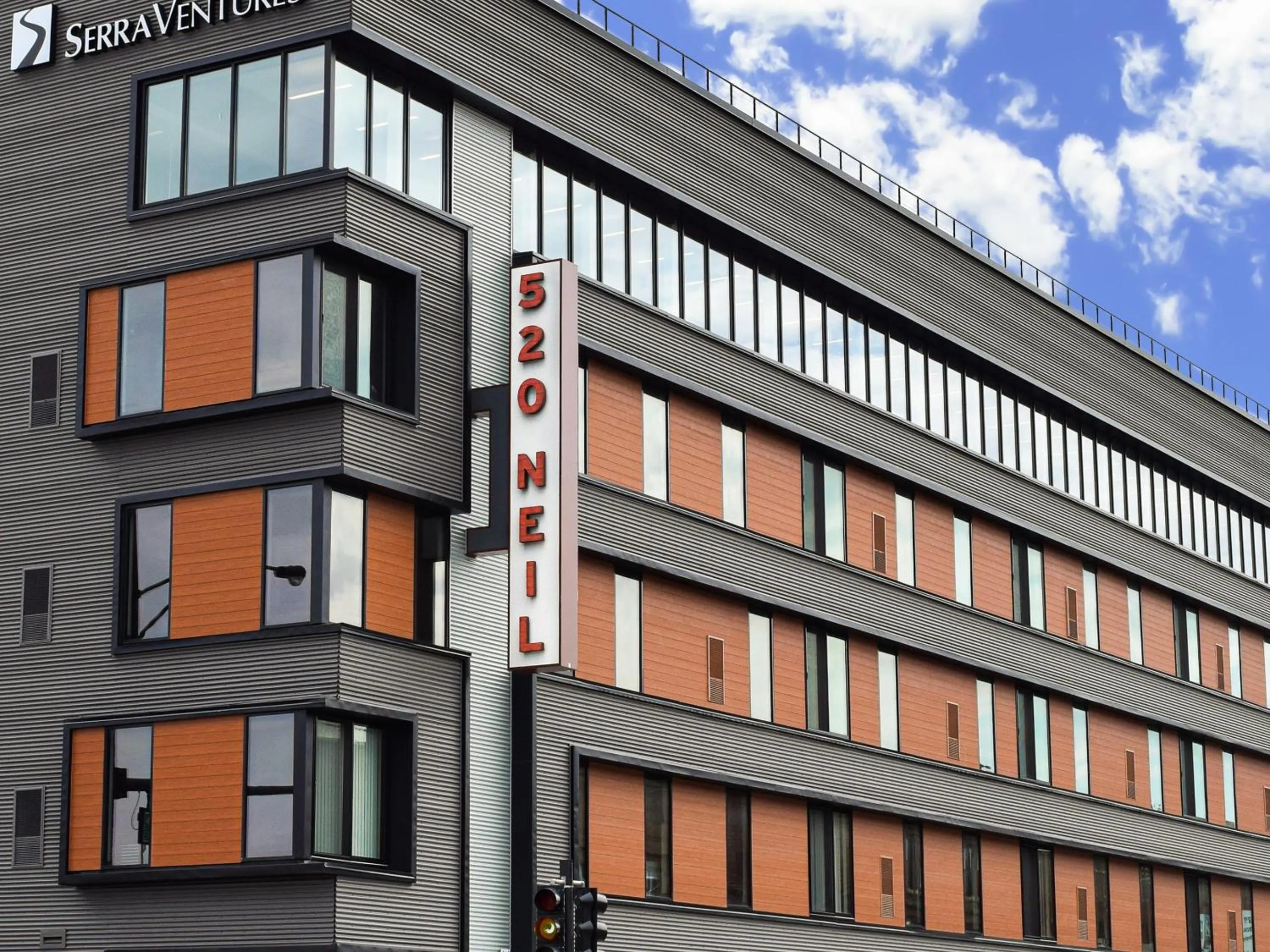 520 Neil Luxury 2 Bedroom