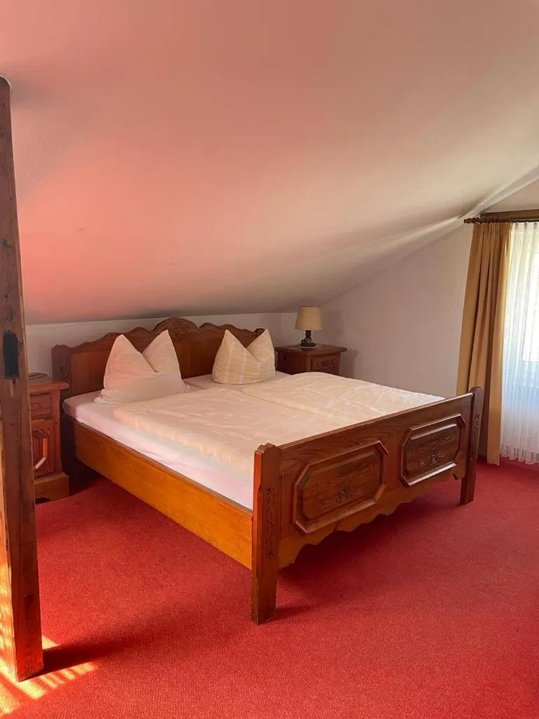 Bed in Hotel zum Markgrafen