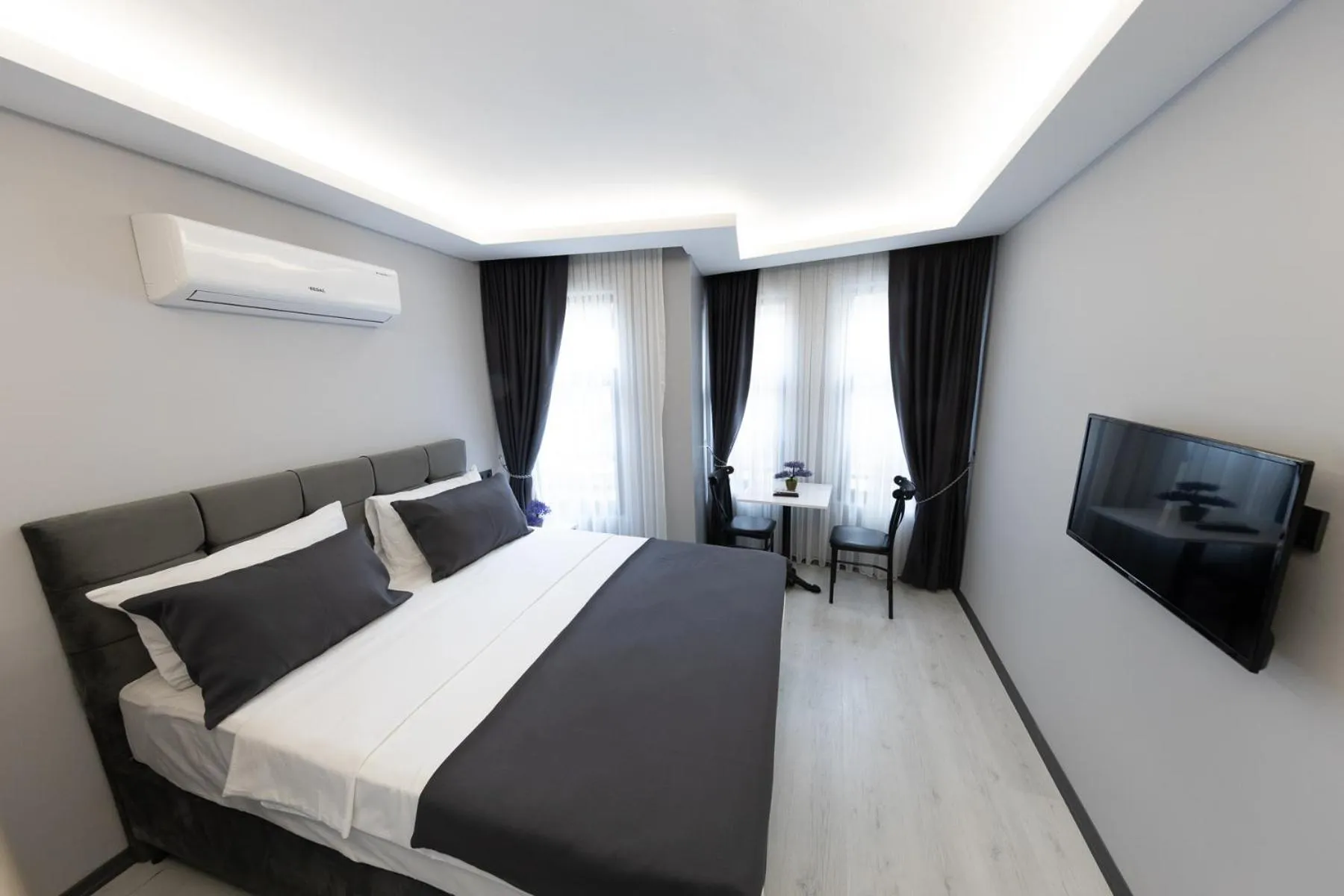 Bed in Aya Langa Guest House