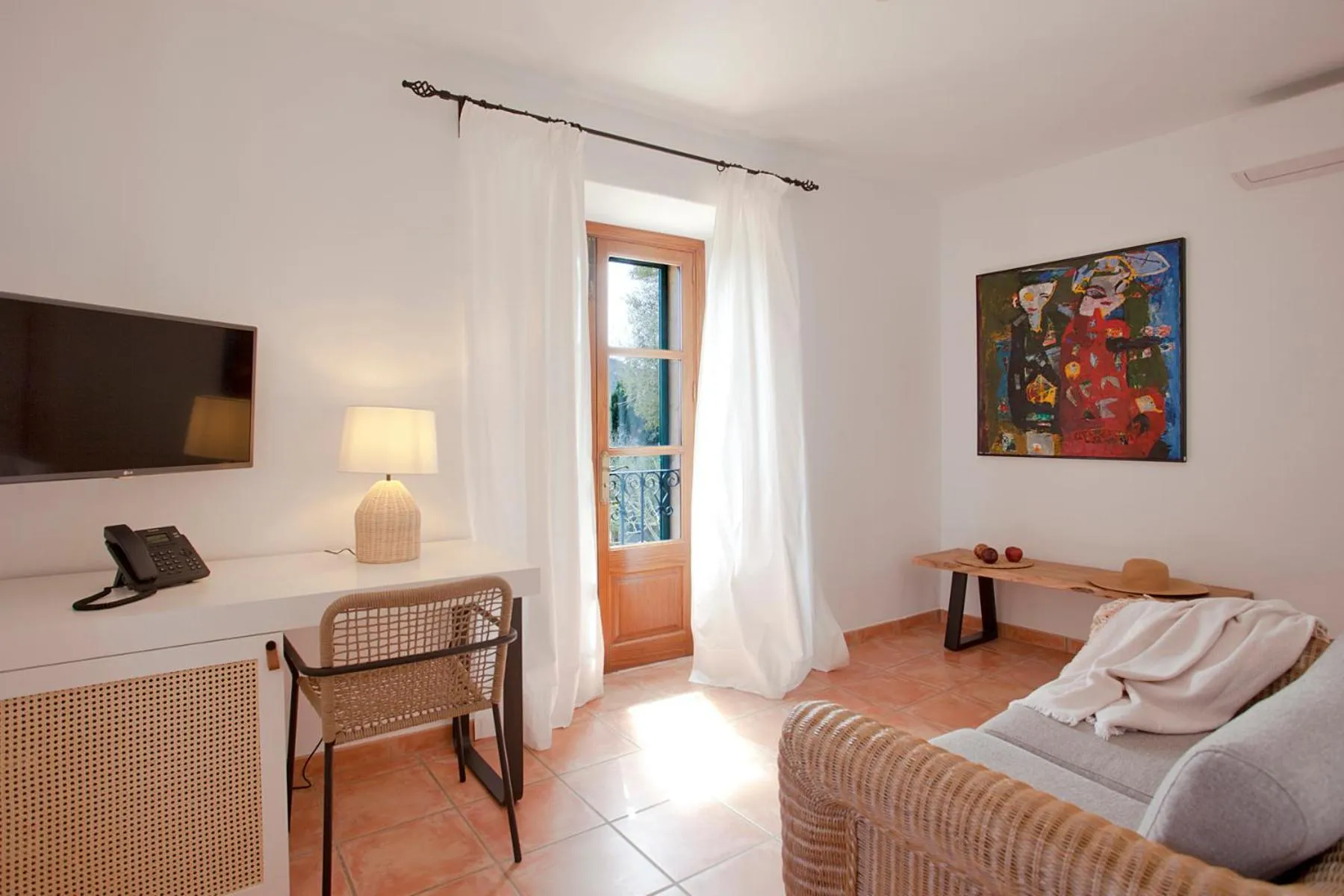 Bed in Principal Son Amoixa