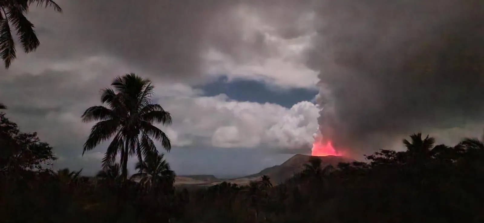Tanna Lava View Bungalows
