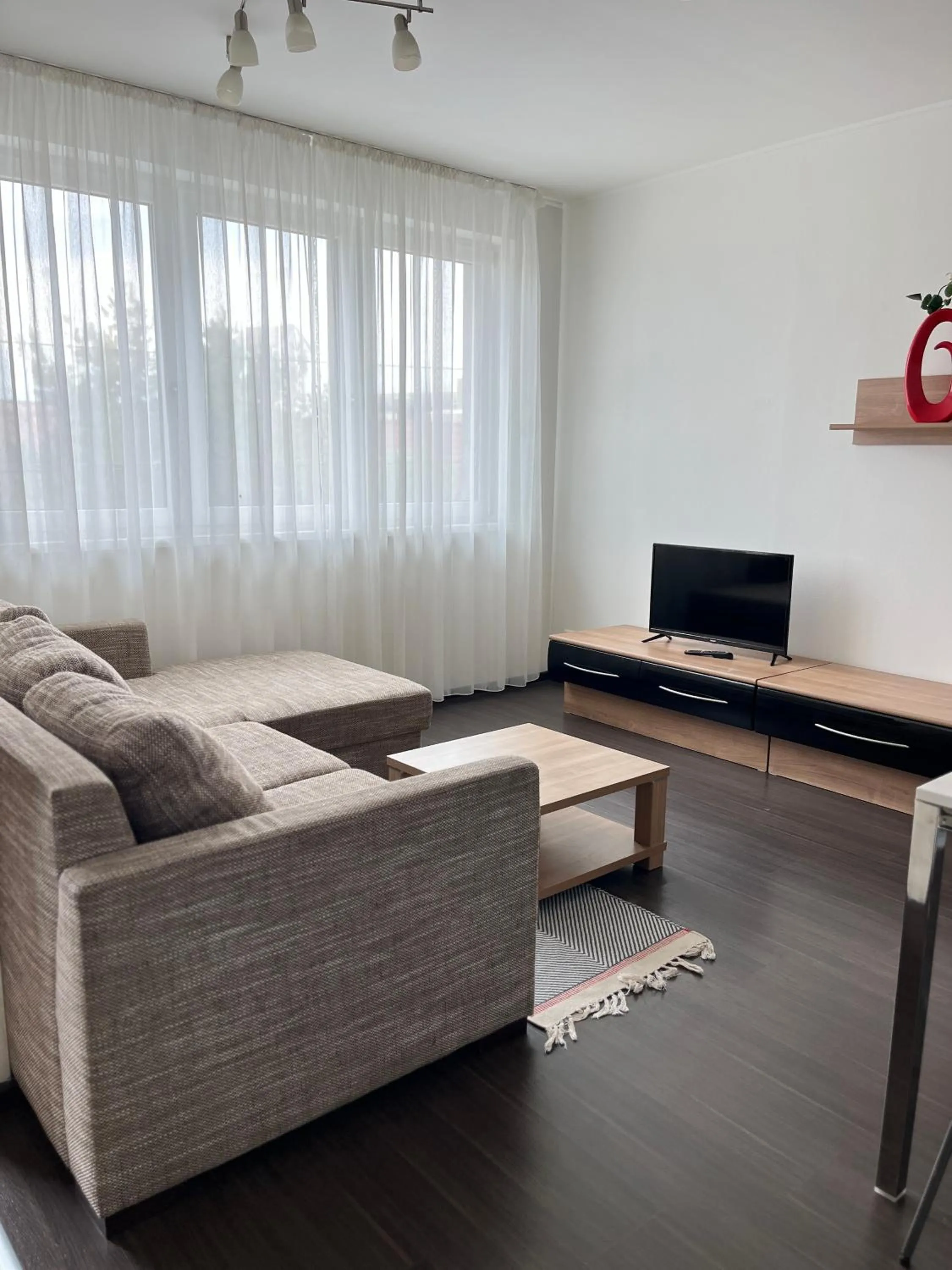 TV and multimedia in Fine Restaurant & Apartments