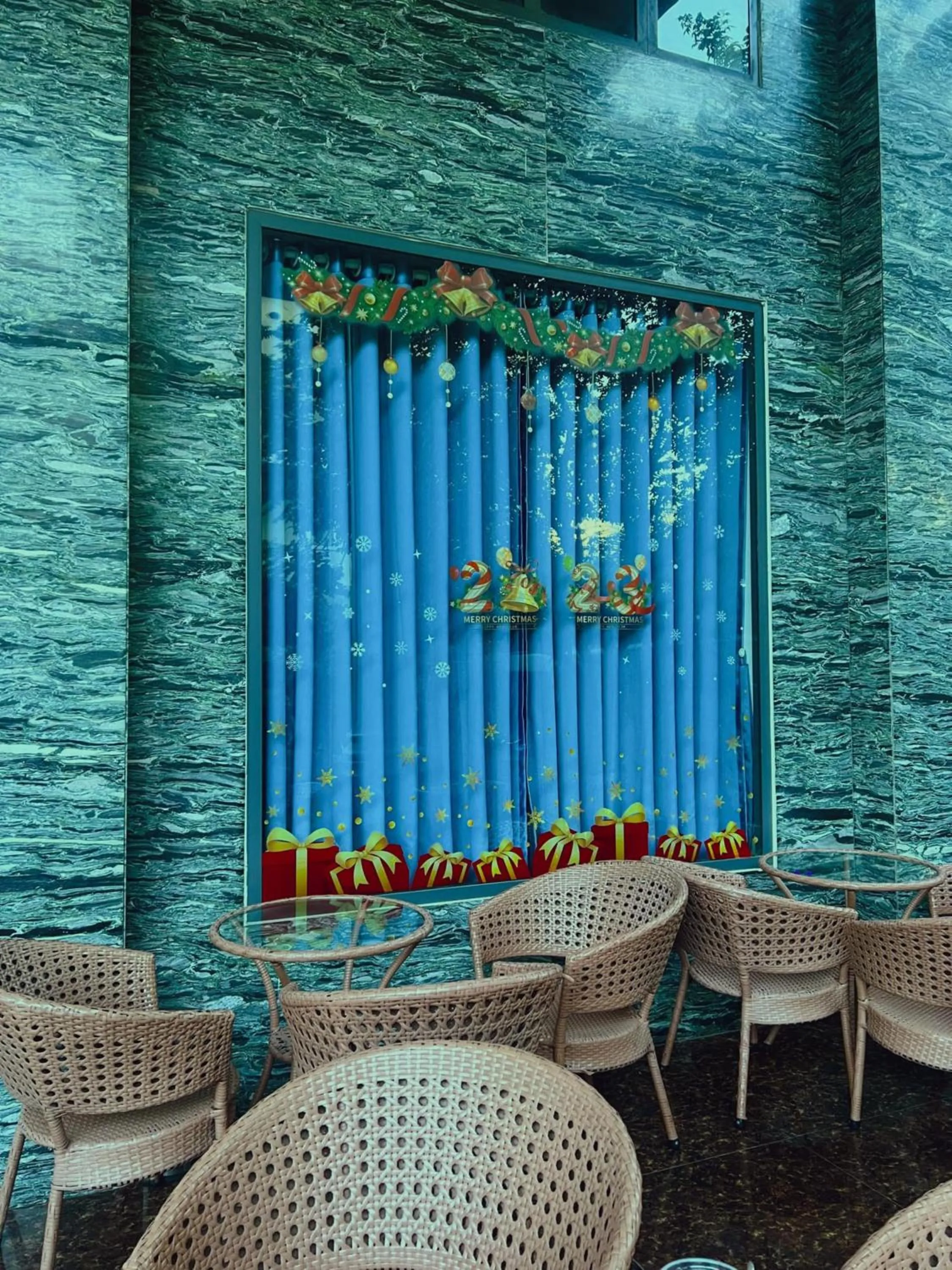 Restaurant/places to eat in Khang Thịnh Hotel Long Thành