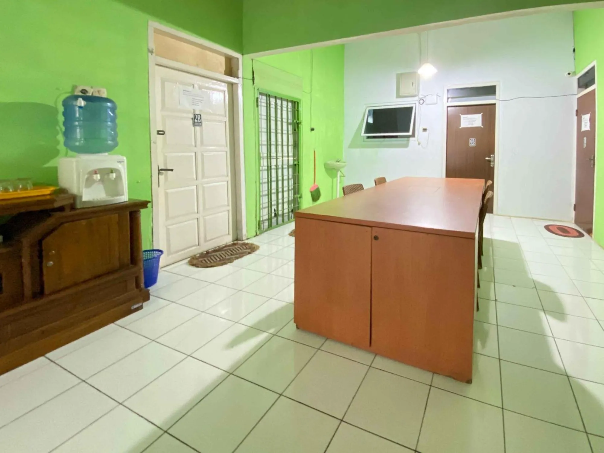 Property building in Guest House Hj Muriyah Syariah Slawi Mitra RedDoorz