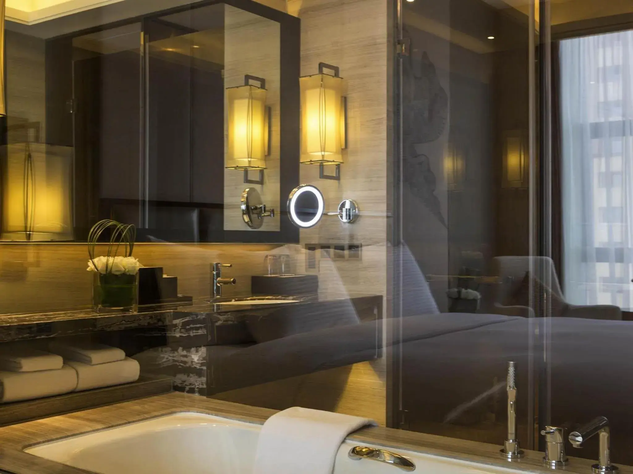 Deluxe King Room in Pullman Weifang Deluxe King Room in Pullman Weifang